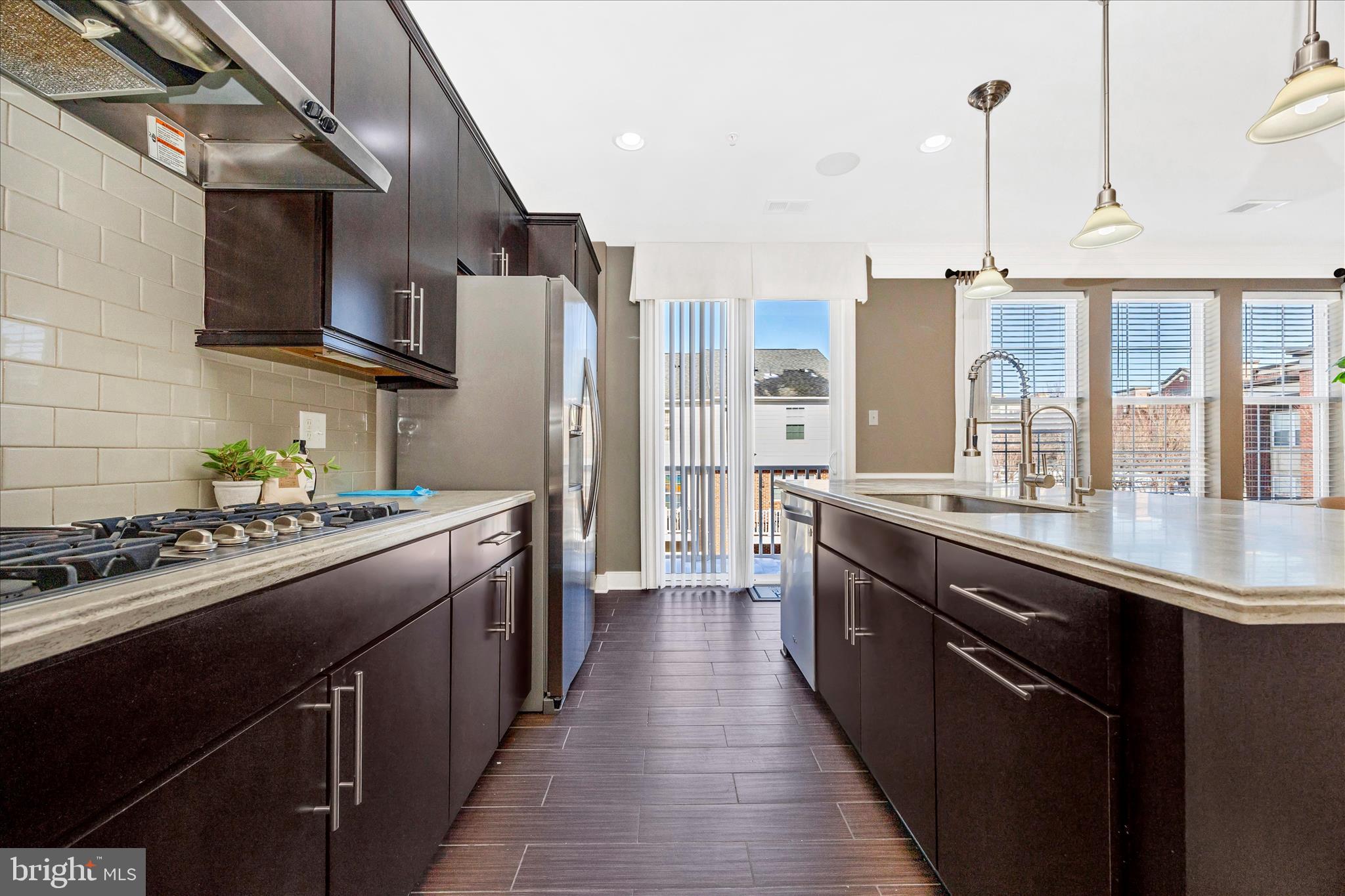 SUMMIT HALL RESERVE - Residential