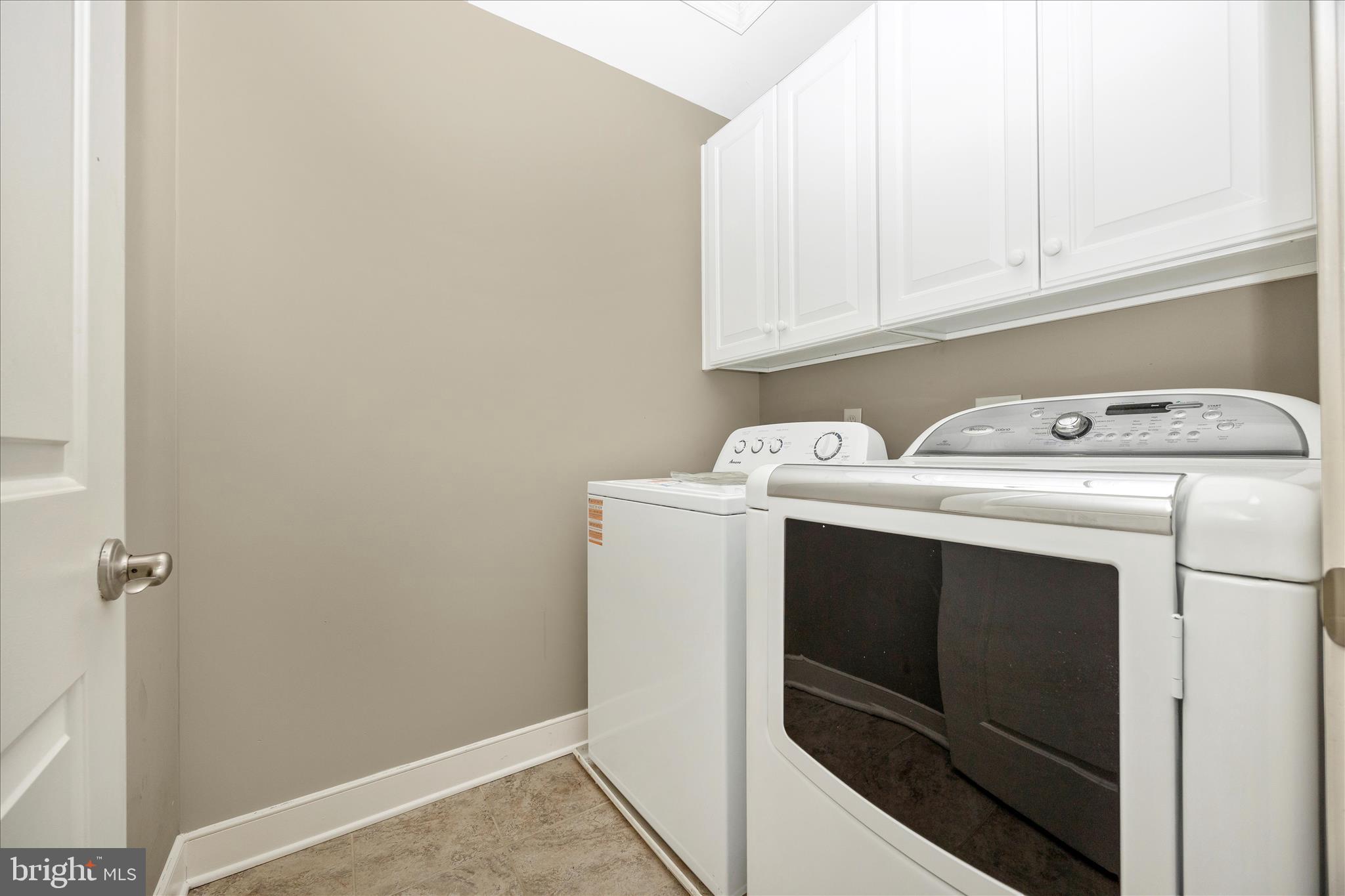 SUMMIT HALL RESERVE - Residential