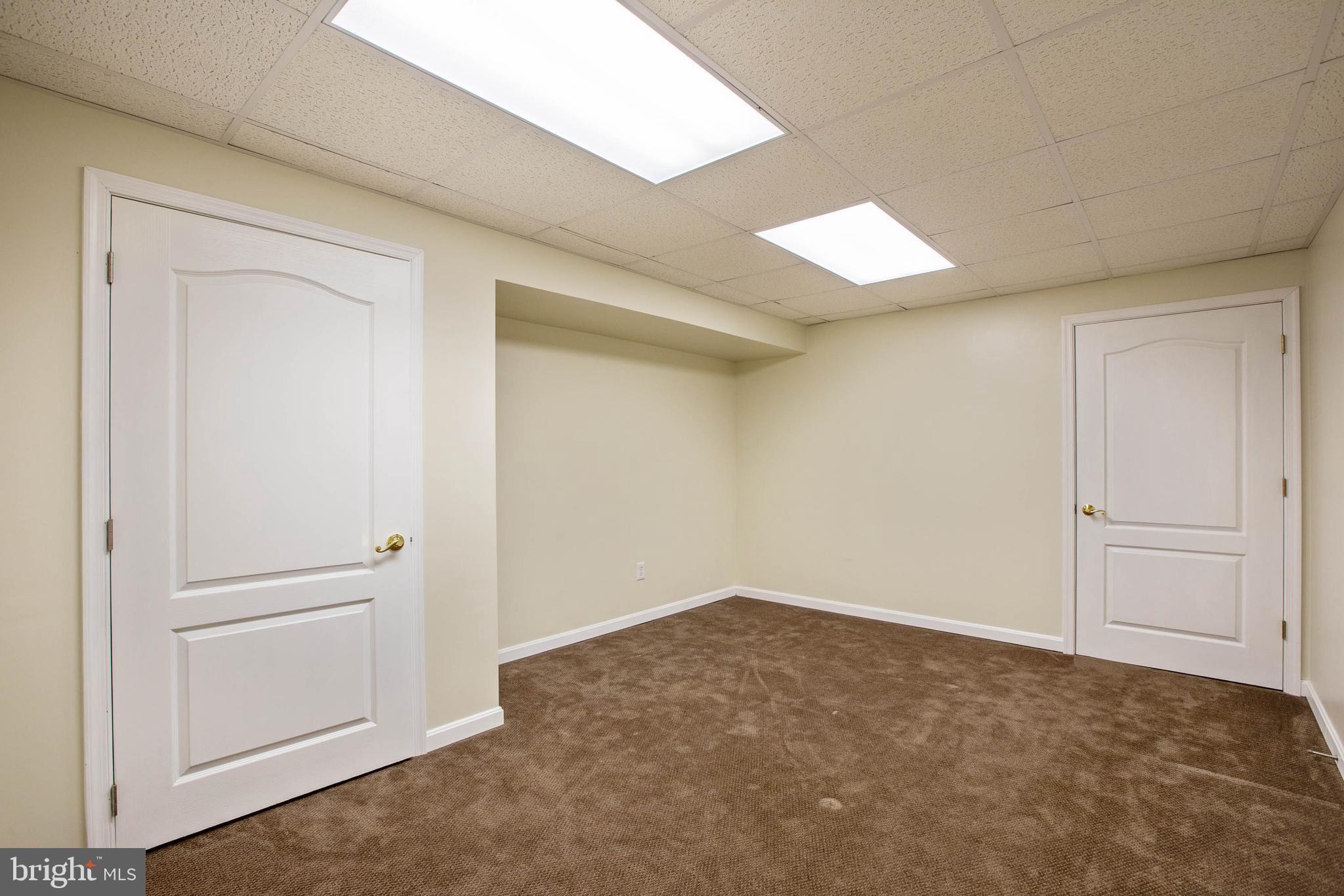 FOXHALL ESTATES - Residential