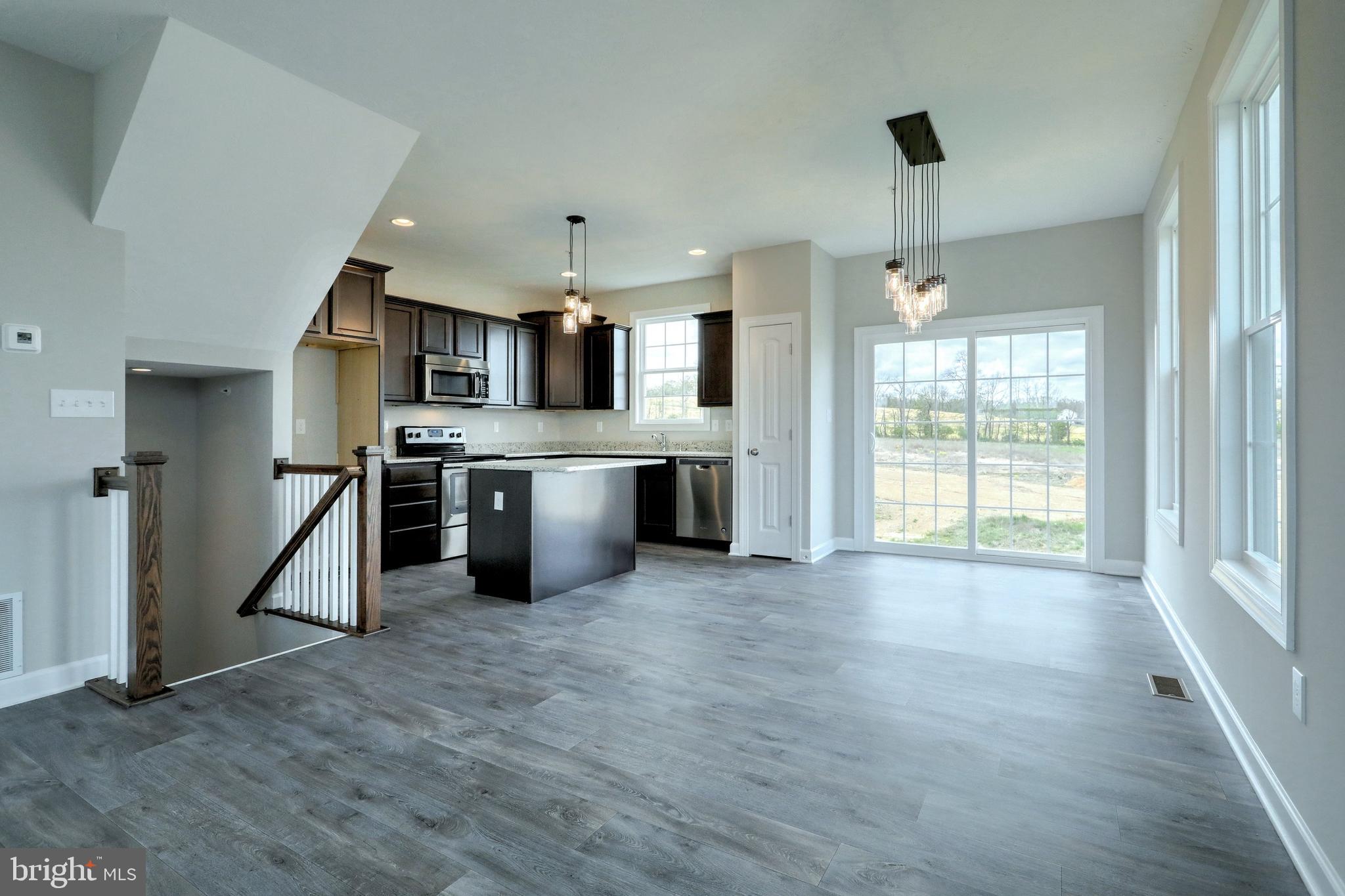 HUDSON RIDGE - Residential