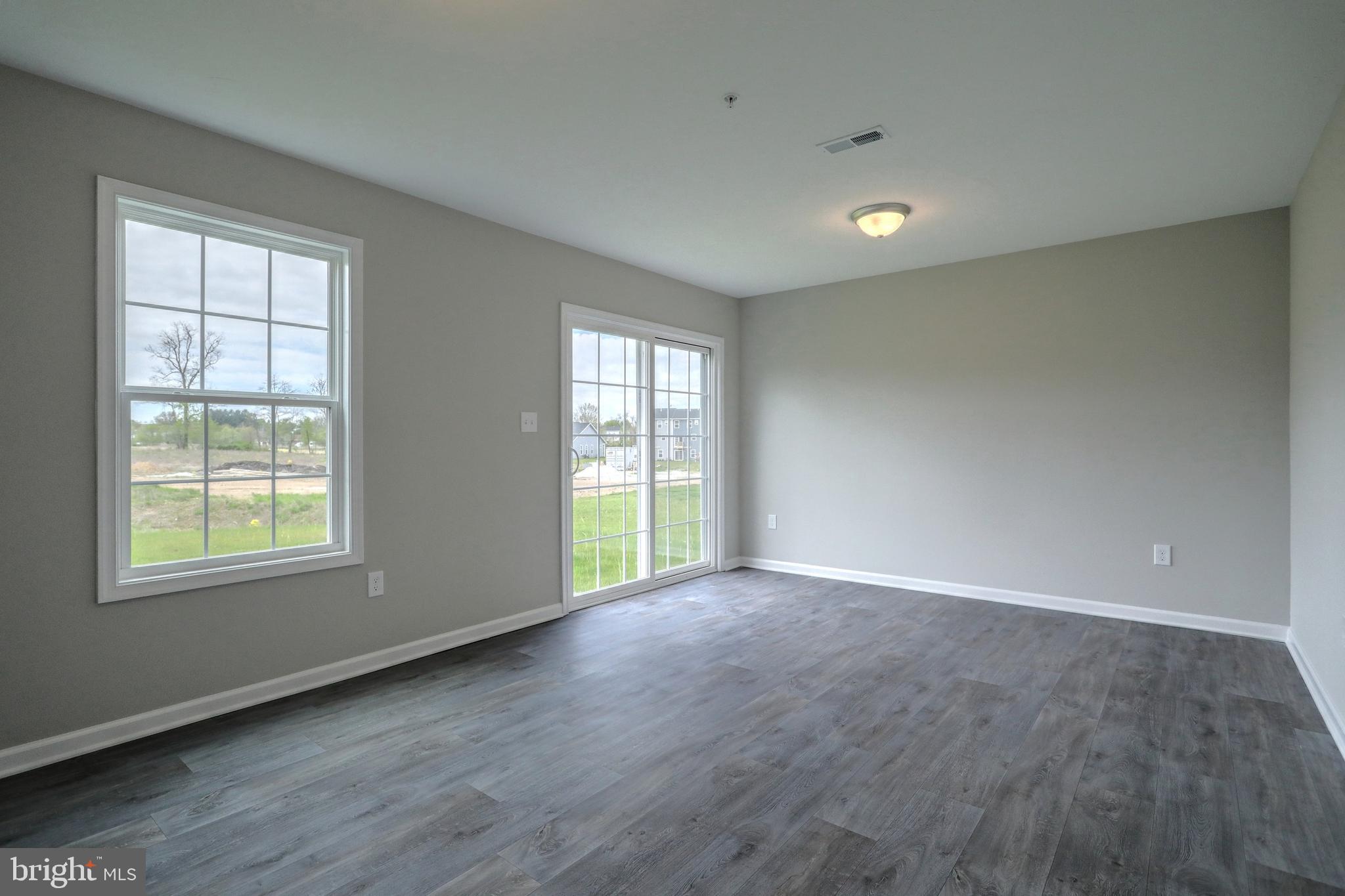 HUDSON RIDGE - Residential