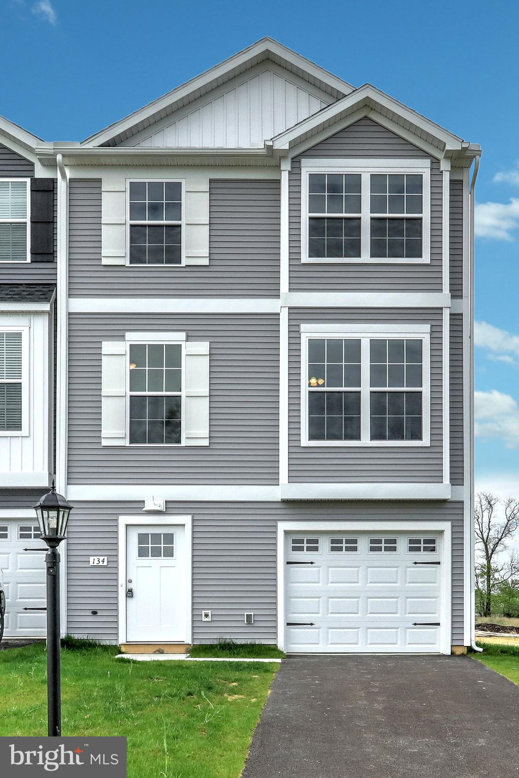 HUDSON RIDGE - Residential