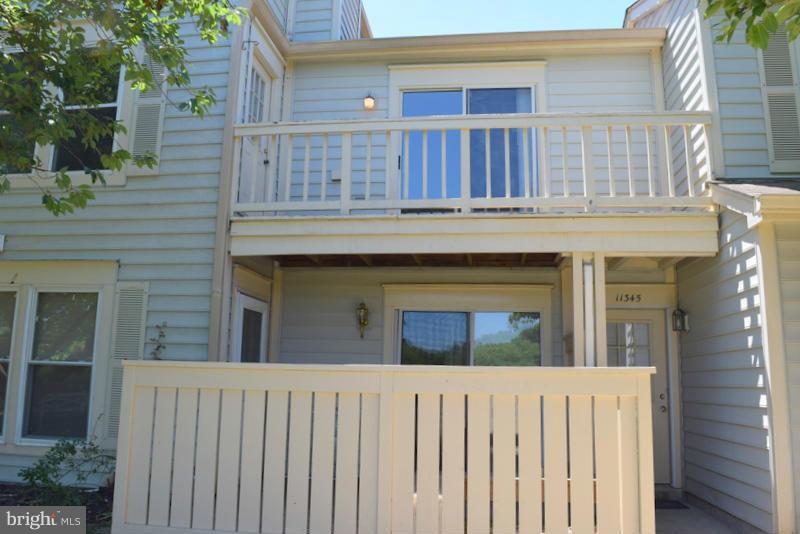 Newly updated condo with new stainless steal appliances and new counter tops. Good lighting throughout in all rooms. New Tiled floors. New Energy efficient with steam sanitizer LG washer a dryer. Fresh paint. High ceilings. Beautiful greenfield view. Easy access to shopping centers and restaurants and I-270. Ready to move in.
