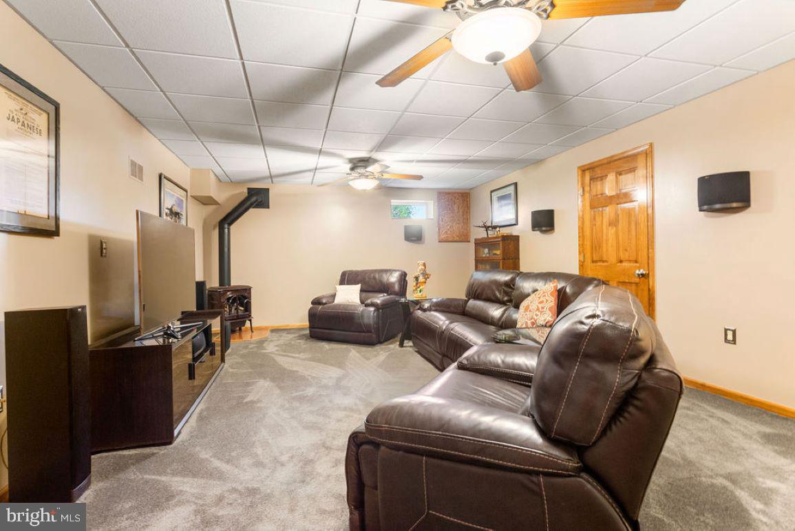 MEADOWVIEW ESTATES - Residential