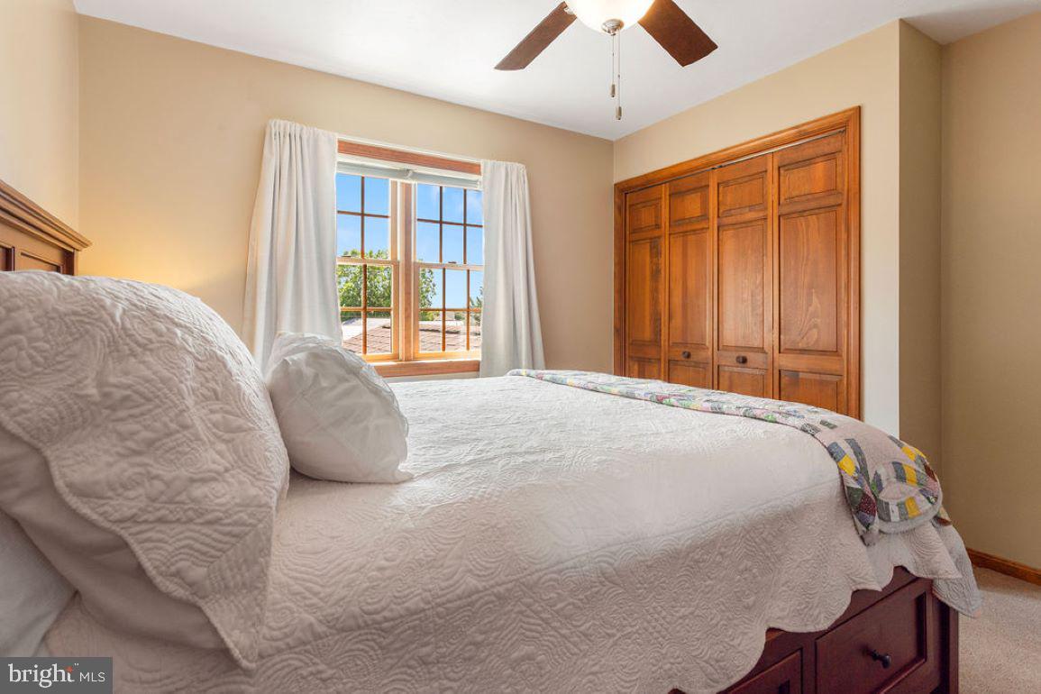 MEADOWVIEW ESTATES - Residential