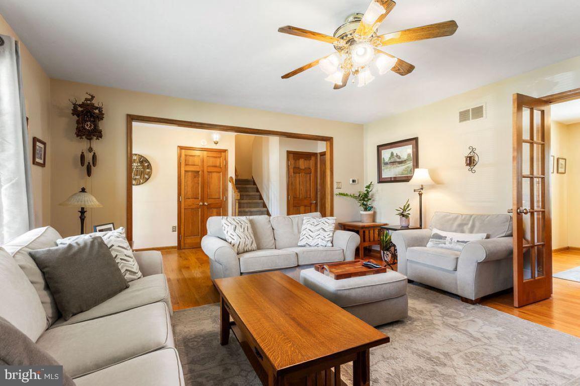 MEADOWVIEW ESTATES - Residential