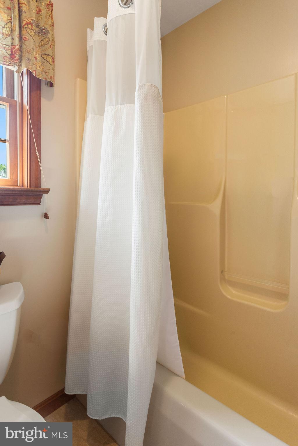 MEADOWVIEW ESTATES - Residential