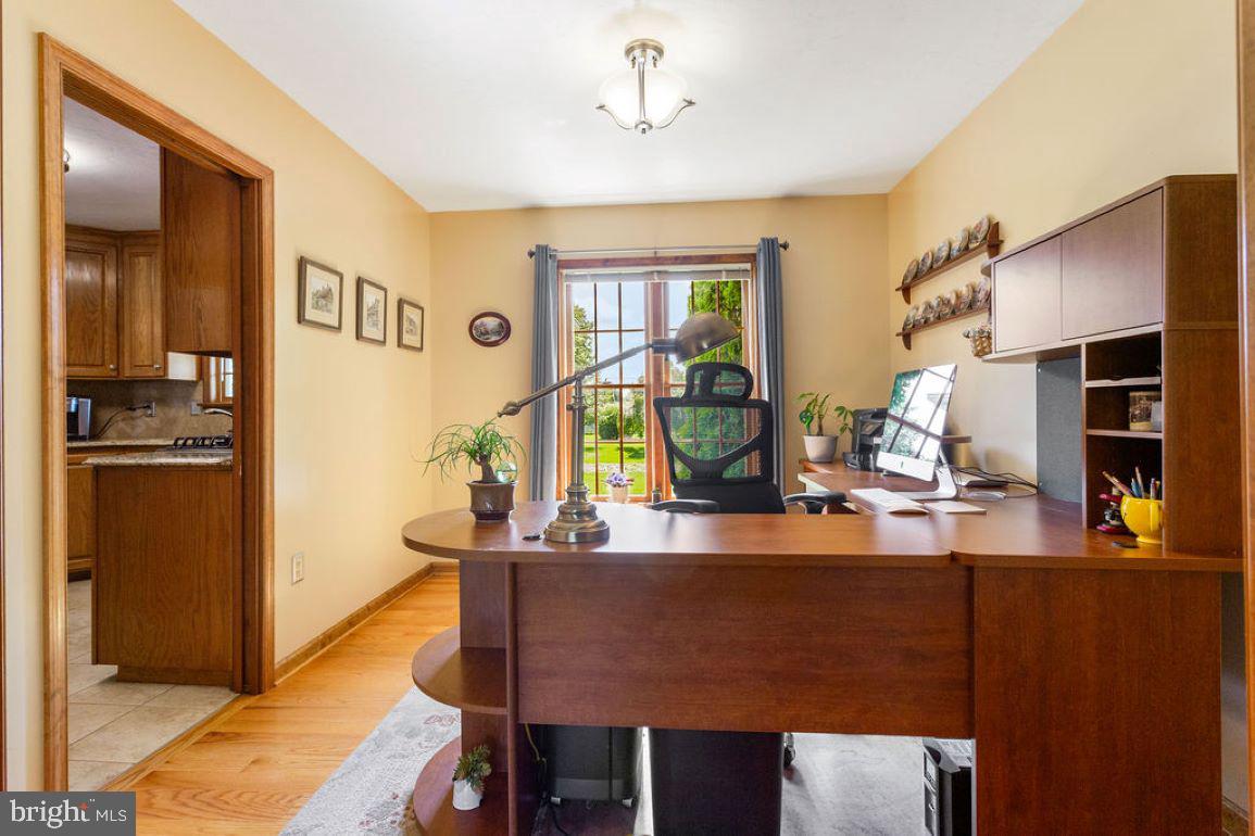 MEADOWVIEW ESTATES - Residential