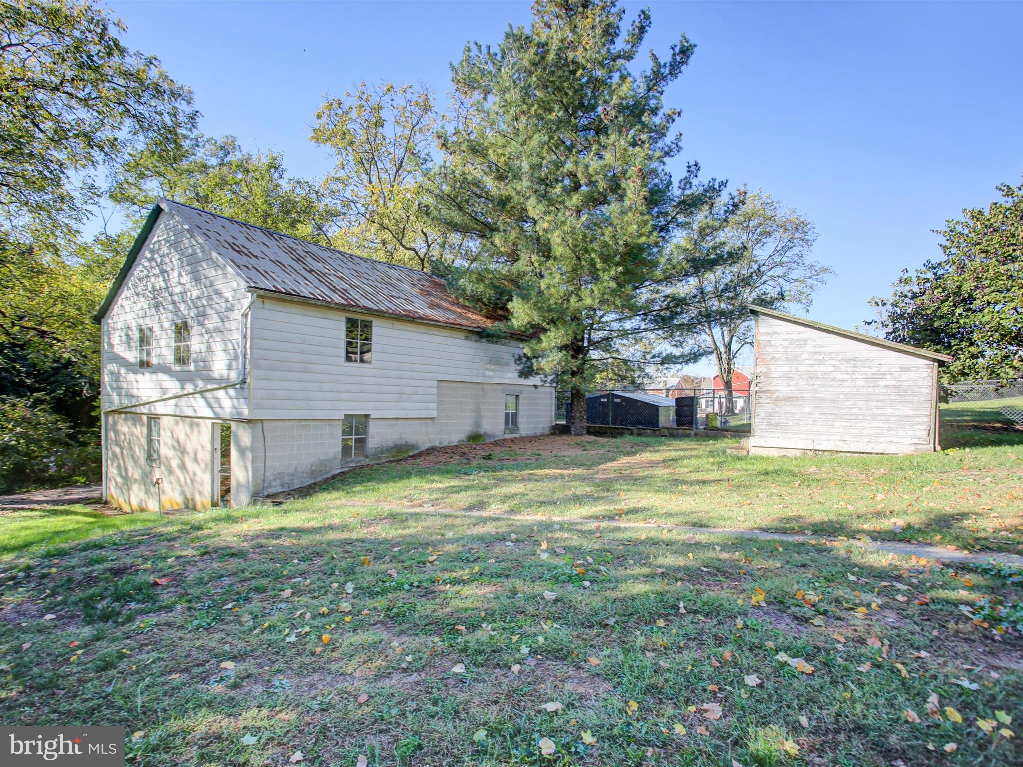 NEWBURG BOROUGH - Residential