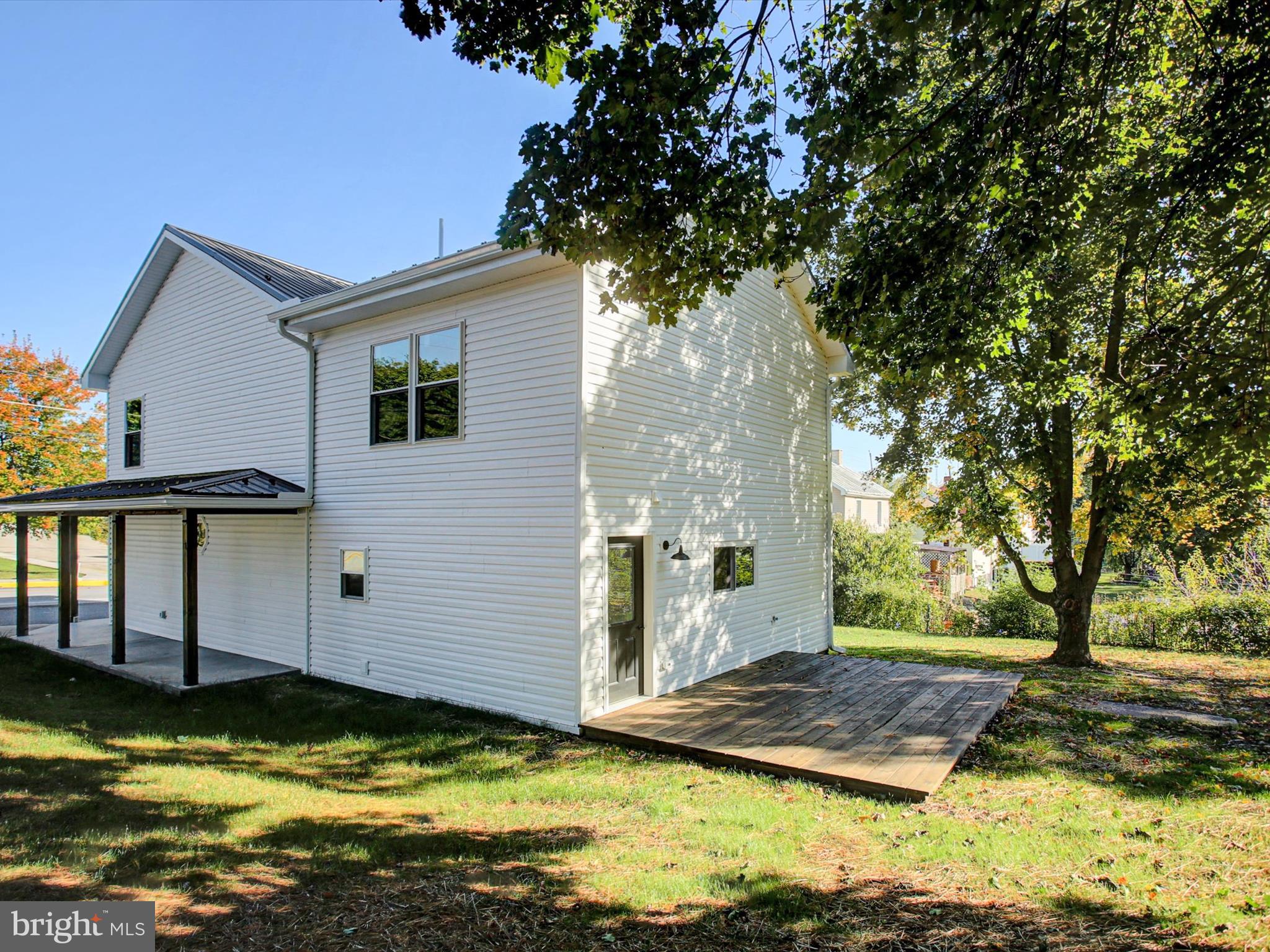 NEWBURG BOROUGH - Residential