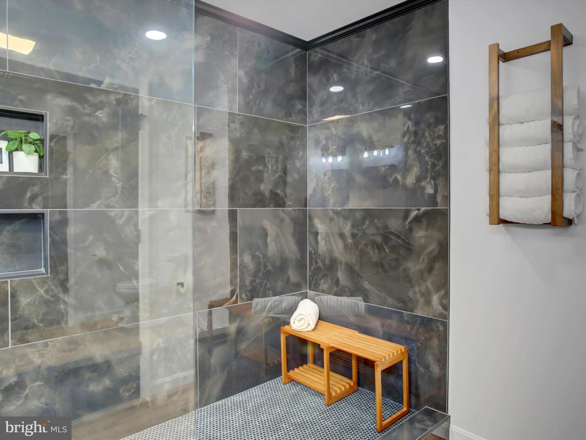 NEWBURG BOROUGH - Residential