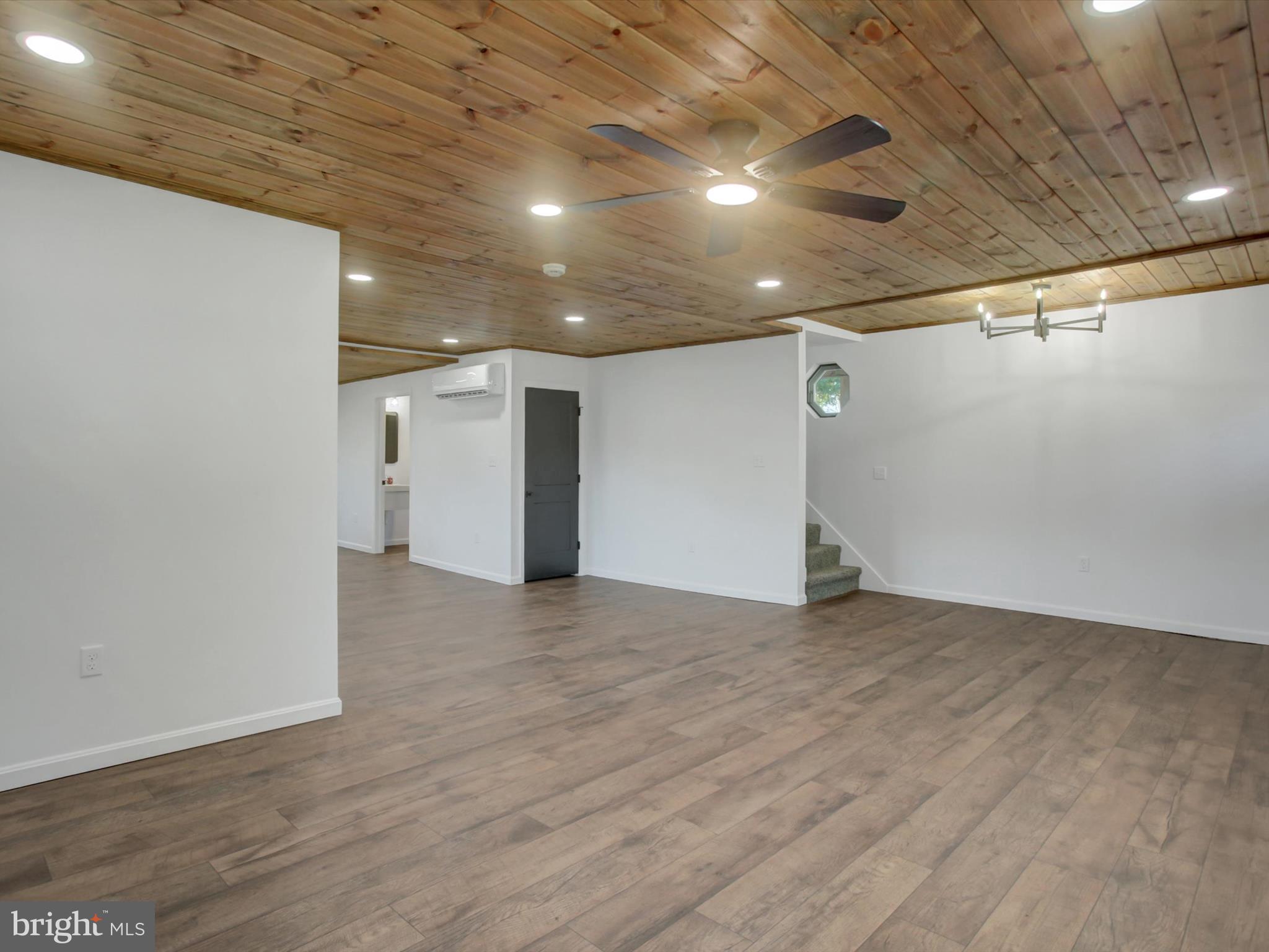 NEWBURG BOROUGH - Residential