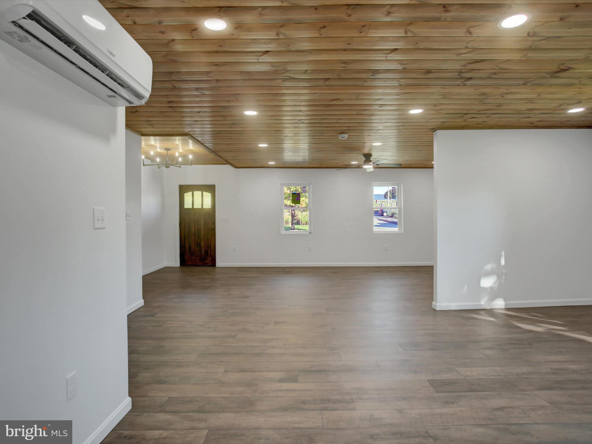 NEWBURG BOROUGH - Residential