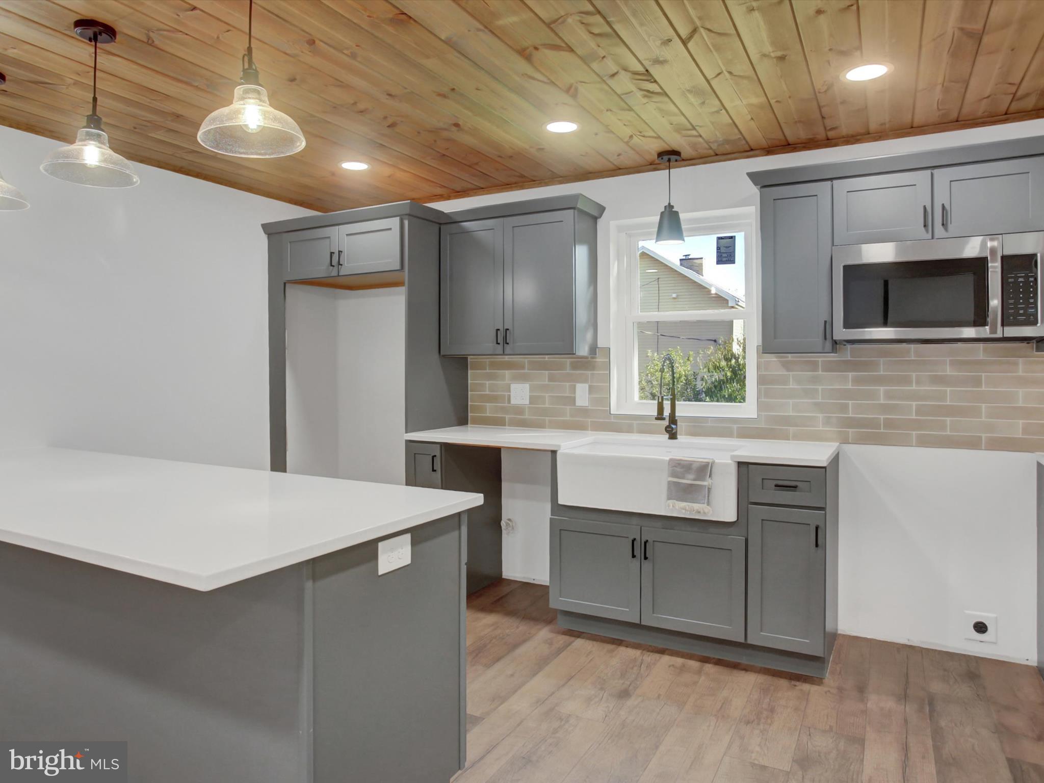 NEWBURG BOROUGH - Residential