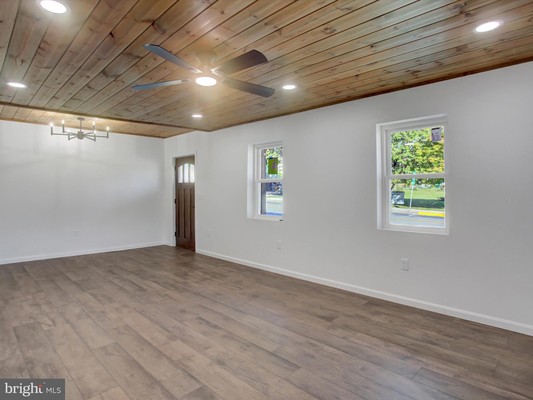 NEWBURG BOROUGH - Residential