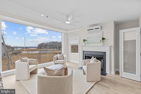 Homes For Sale - 133 Lake View Drive<br/> ANNAPOLIS, MD 21403