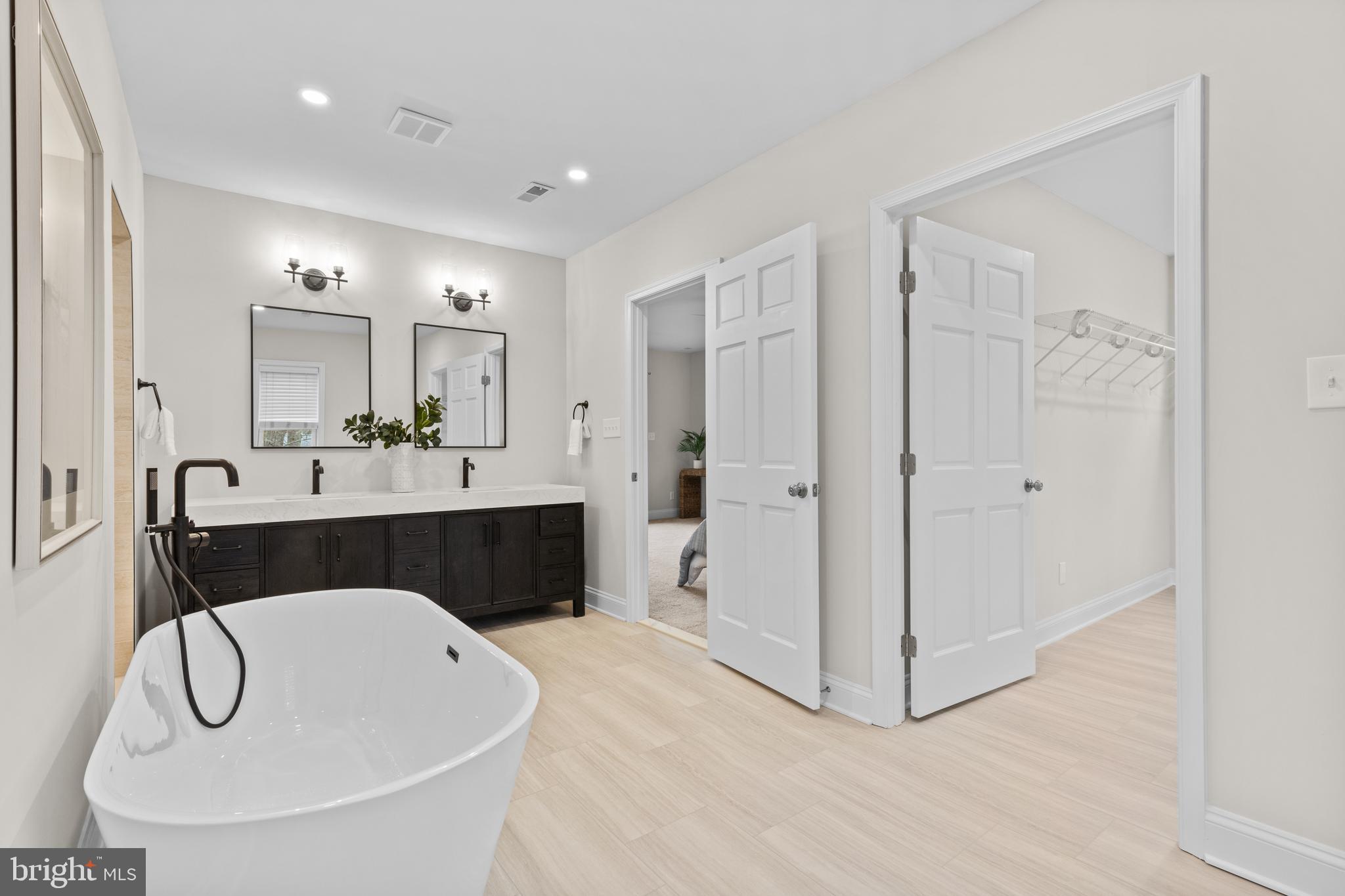 HILLSMERE ESTATES - Residential