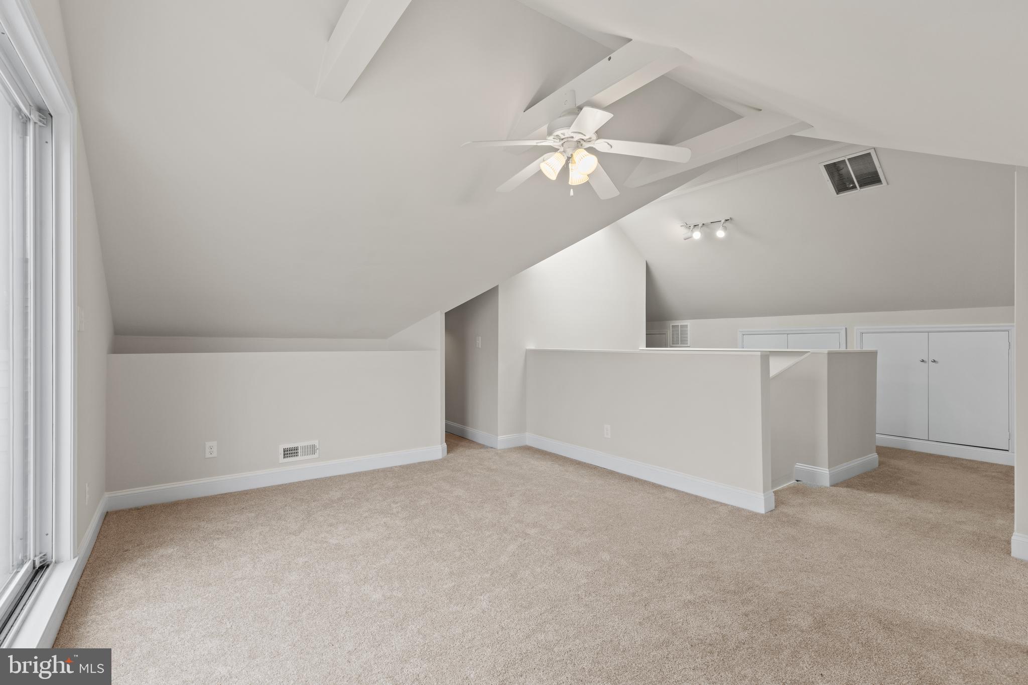 HILLSMERE ESTATES - Residential