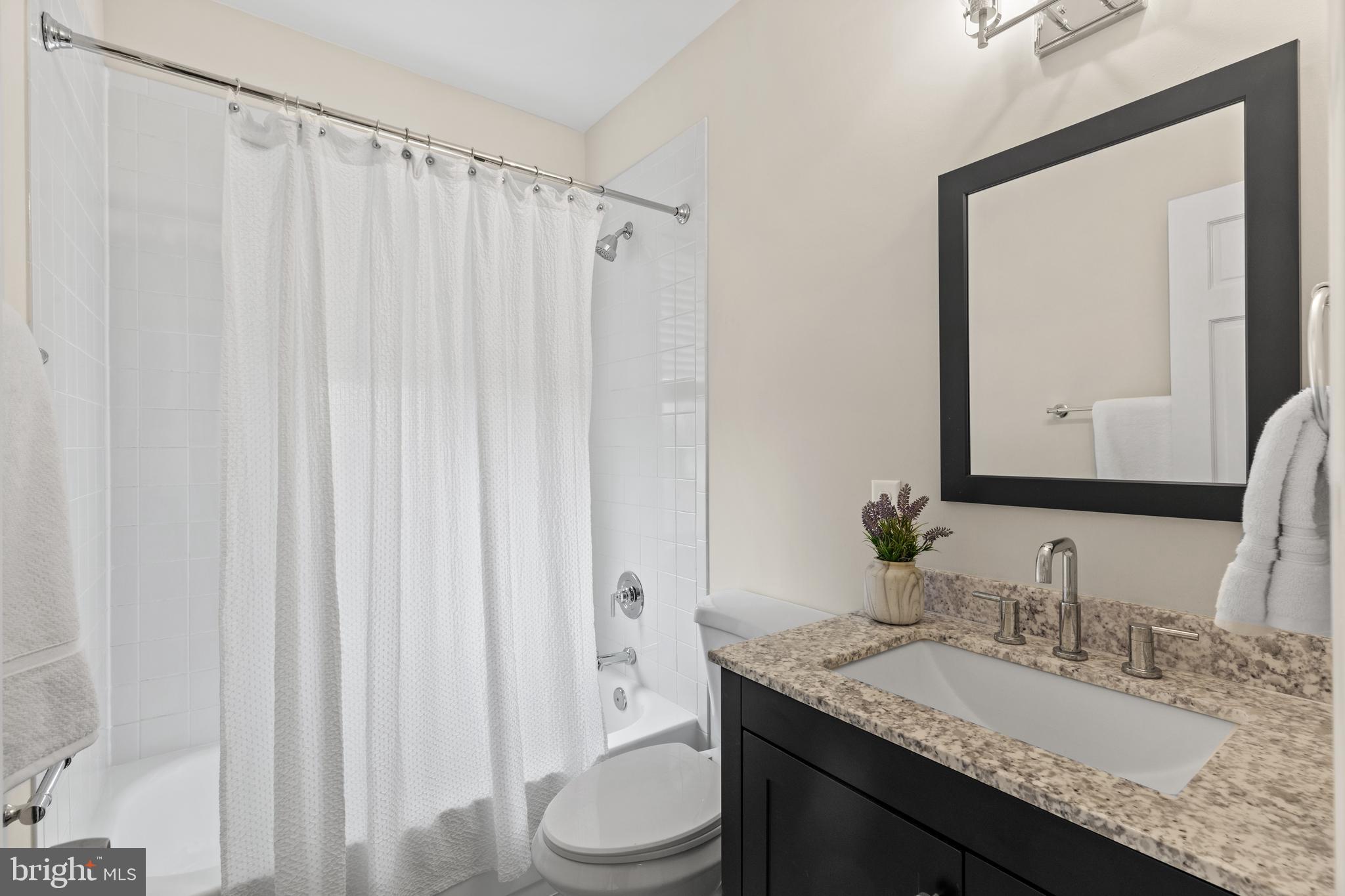 HILLSMERE ESTATES - Residential