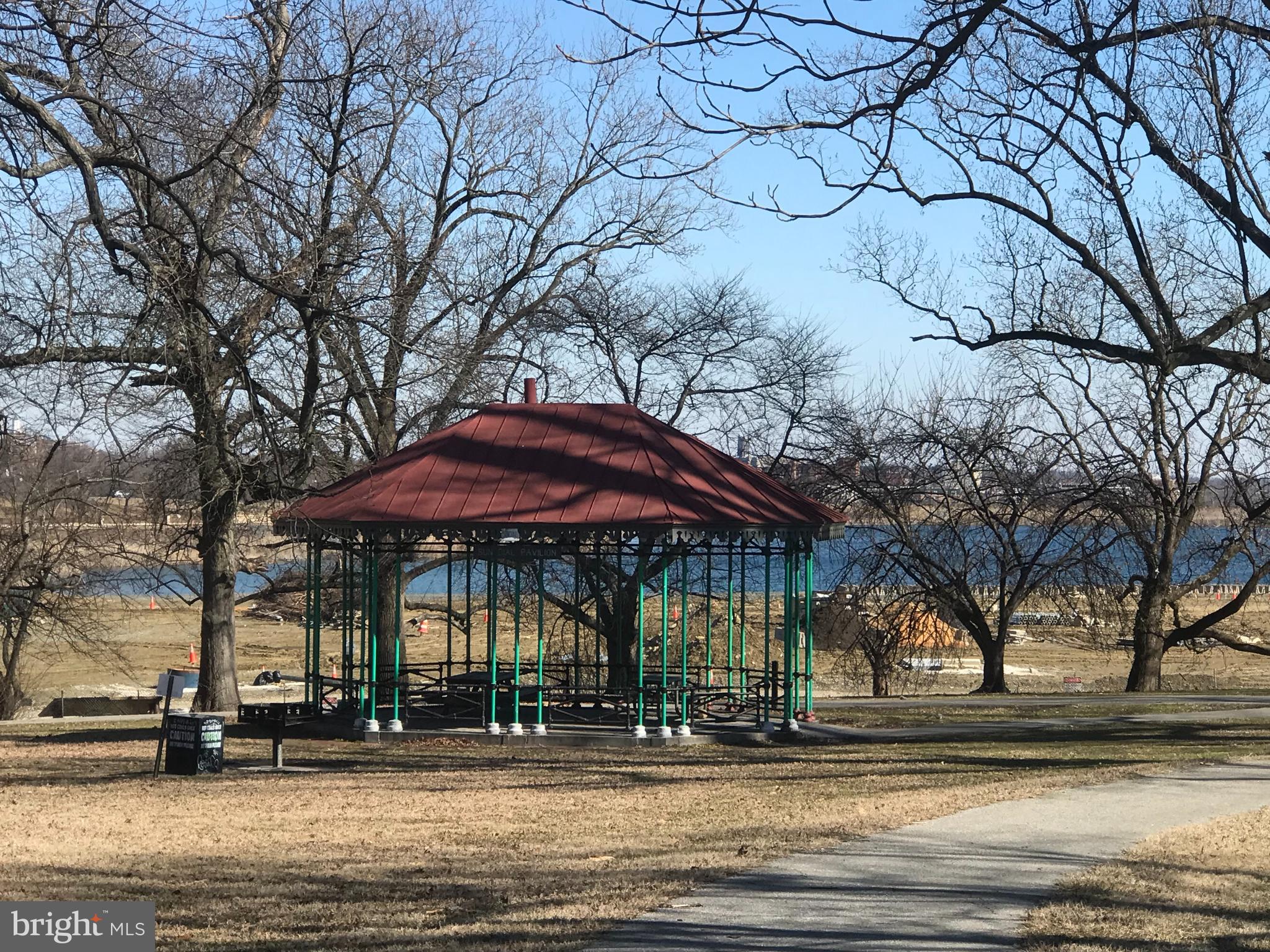 DRUID HILL PARK - Residential