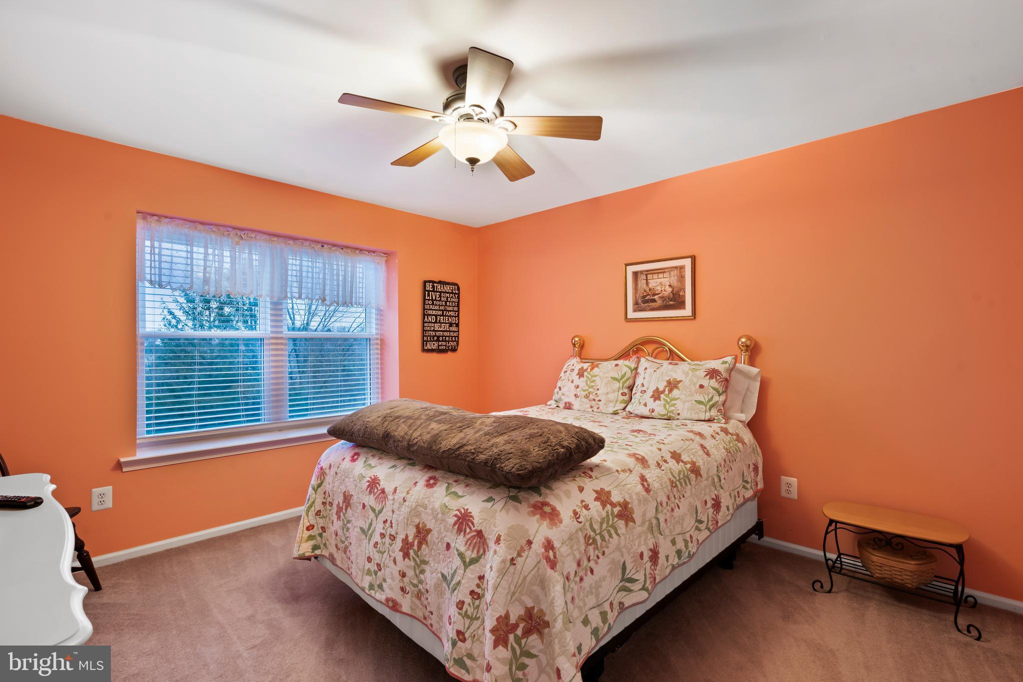 HIDDEN POND - Residential