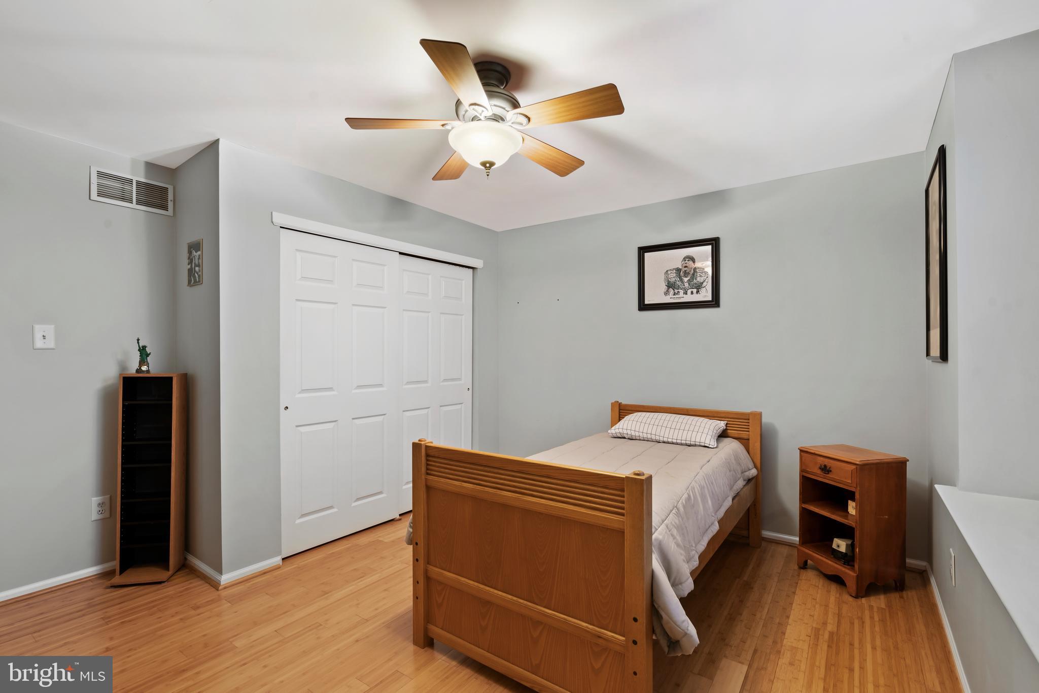 HIDDEN POND - Residential