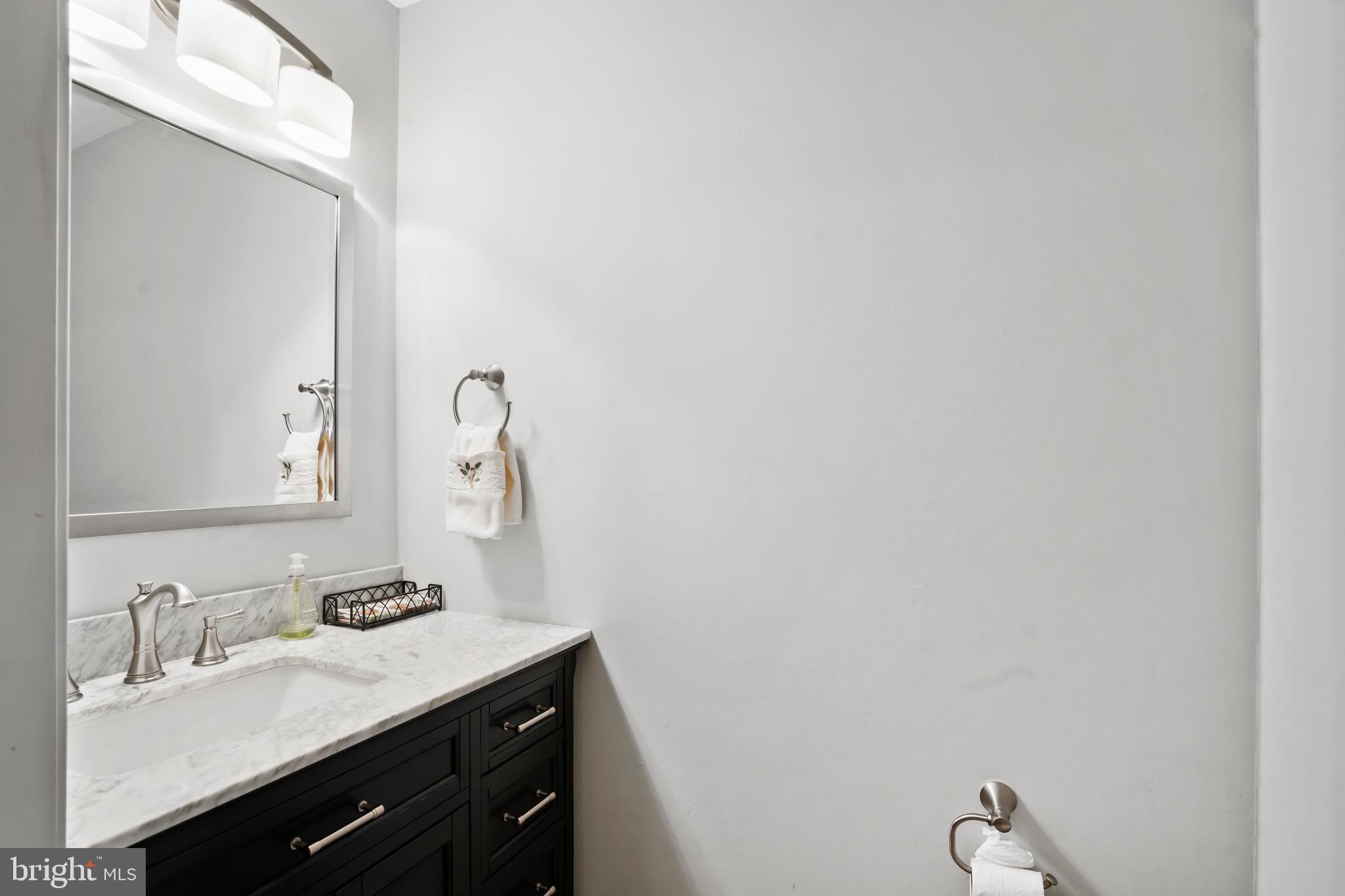 HIDDEN POND - Residential