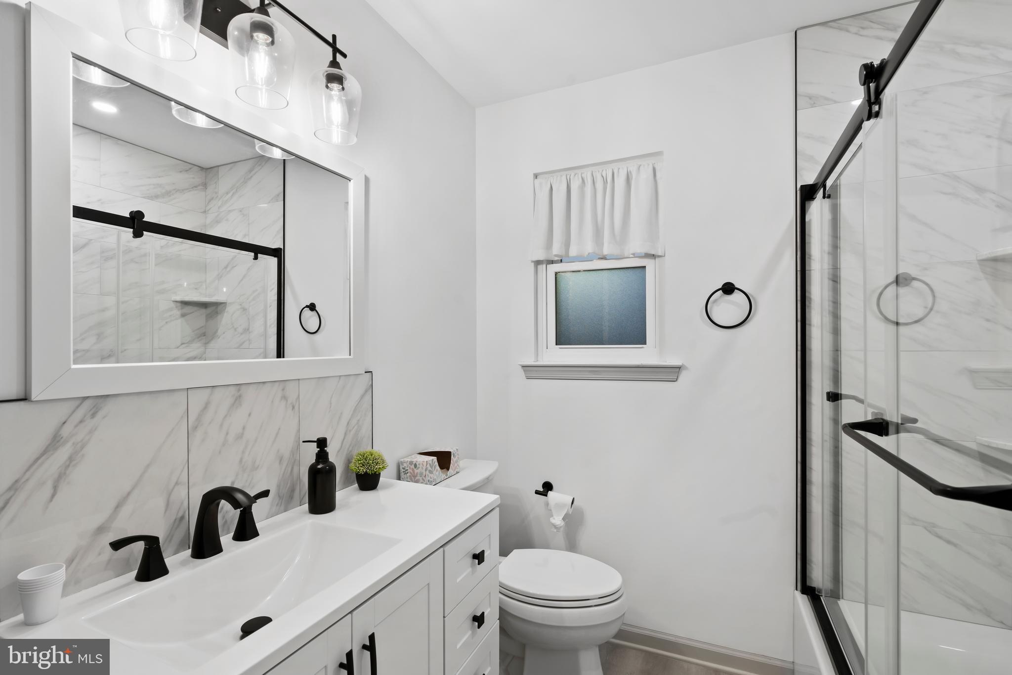 HIDDEN POND - Residential