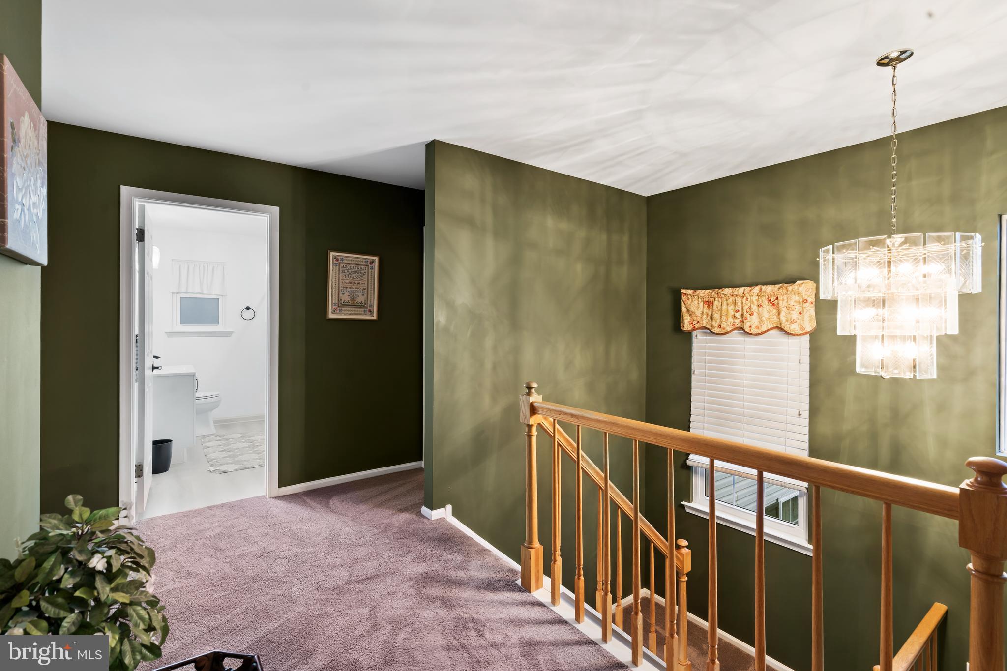 HIDDEN POND - Residential