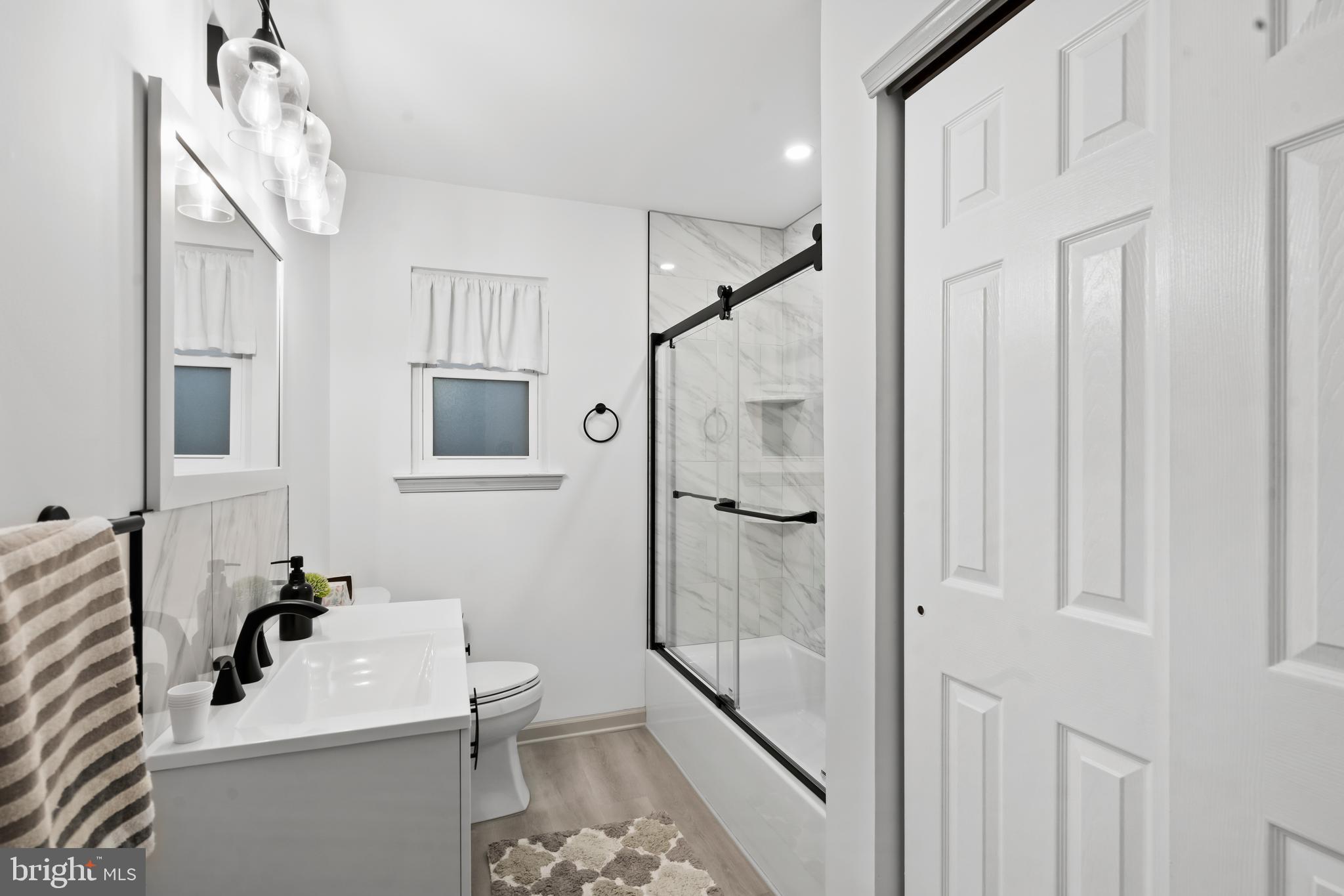 HIDDEN POND - Residential