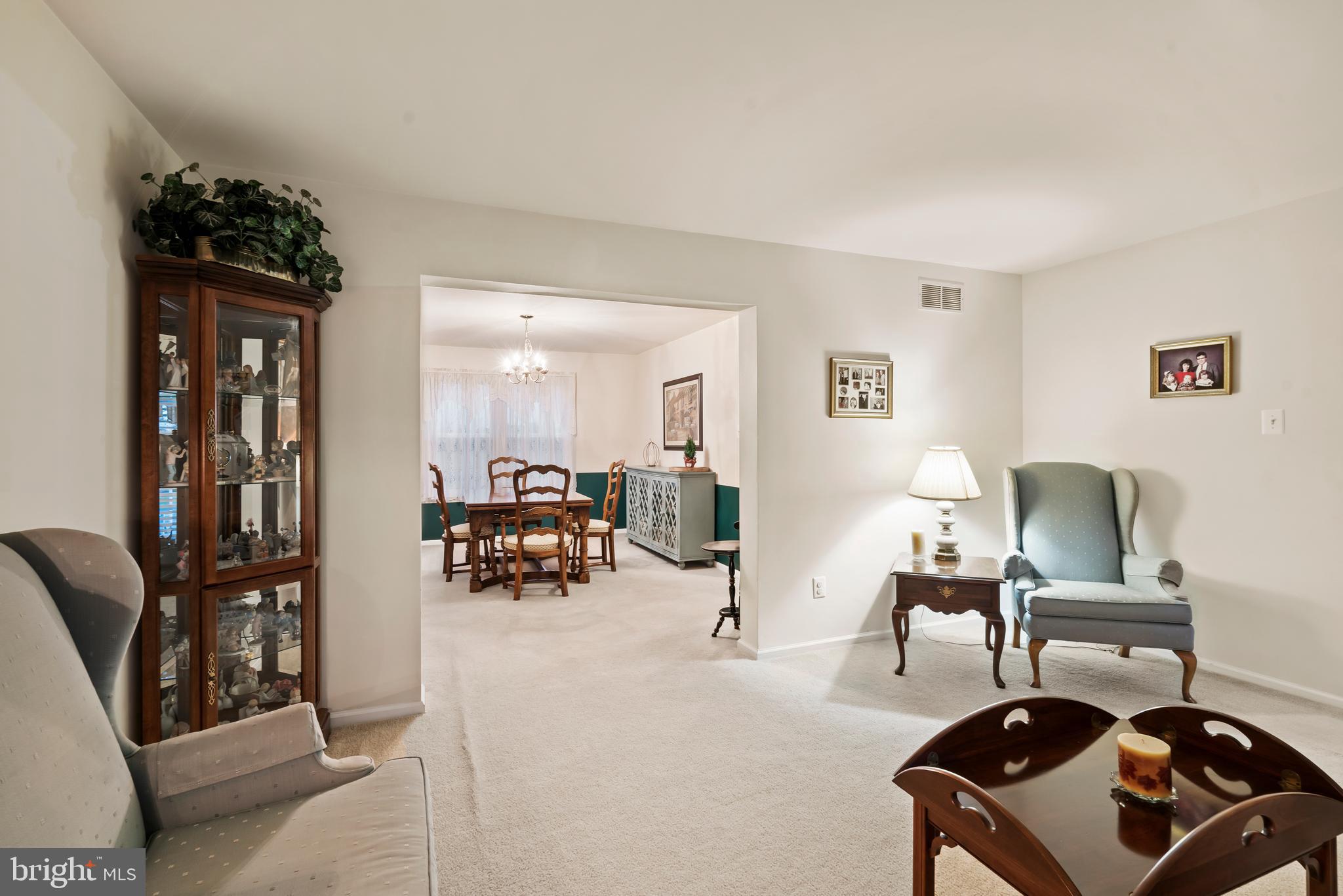 HIDDEN POND - Residential