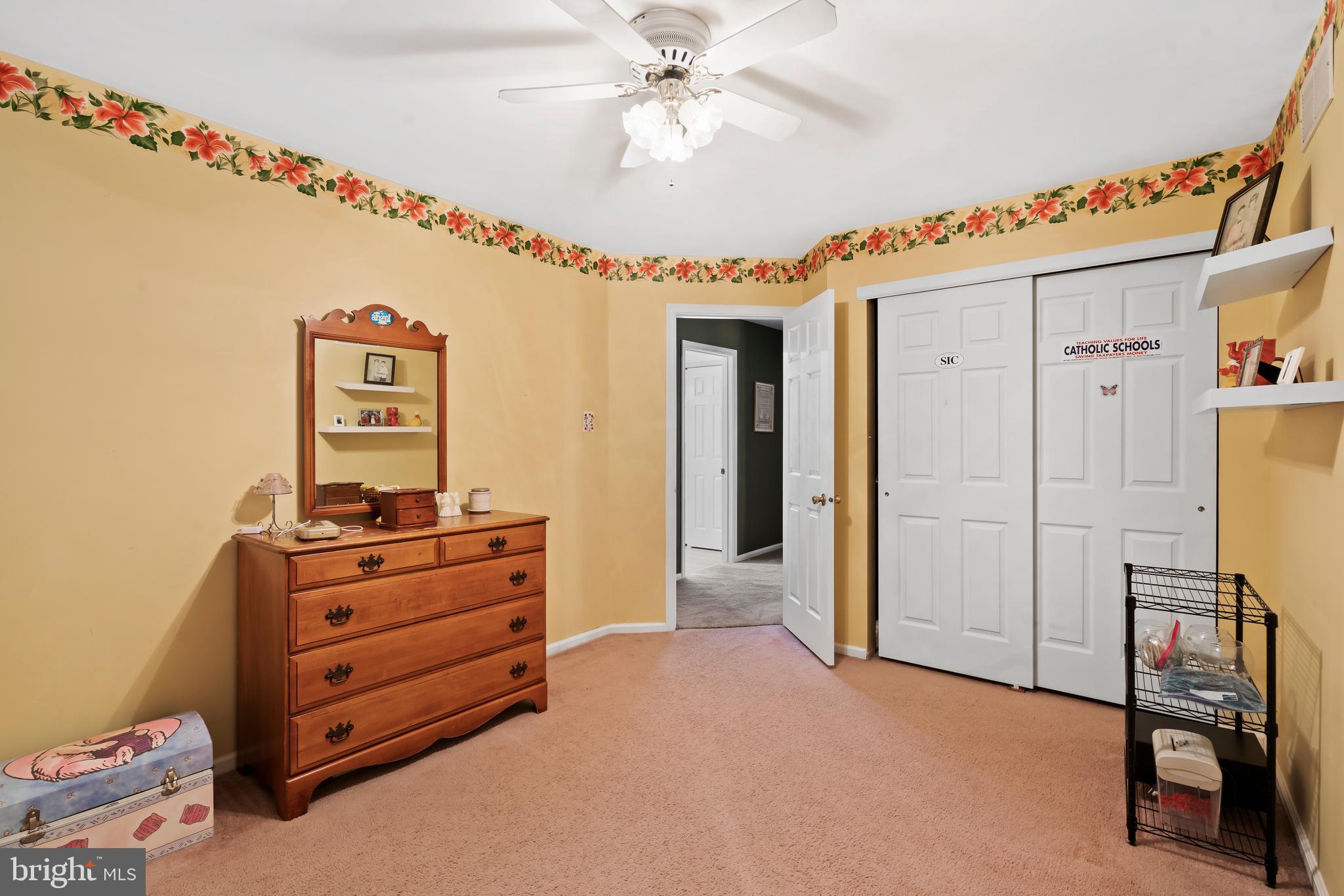 HIDDEN POND - Residential