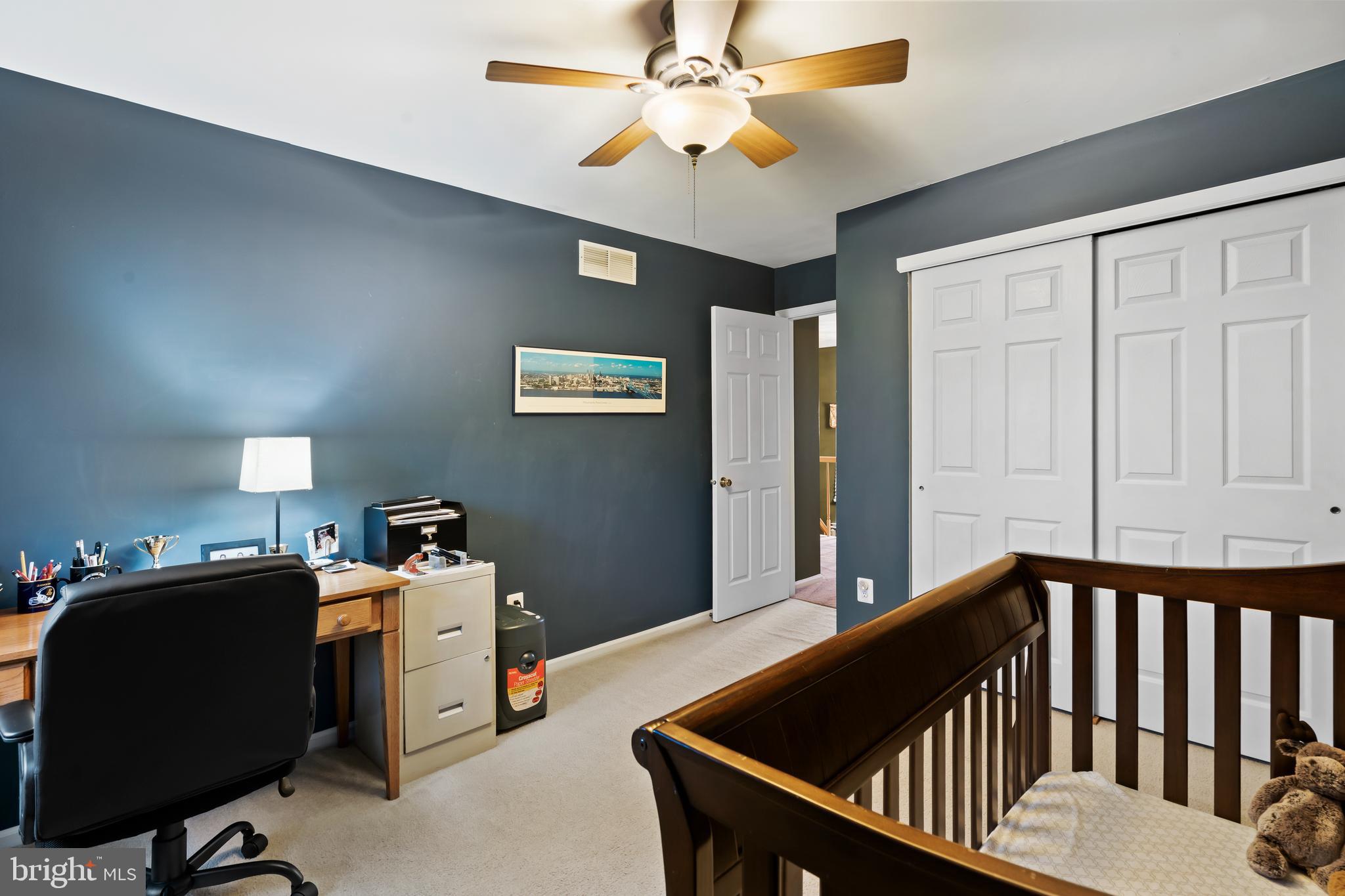 HIDDEN POND - Residential