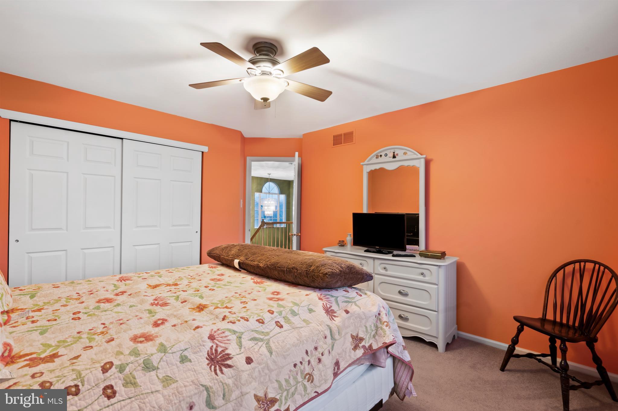 HIDDEN POND - Residential