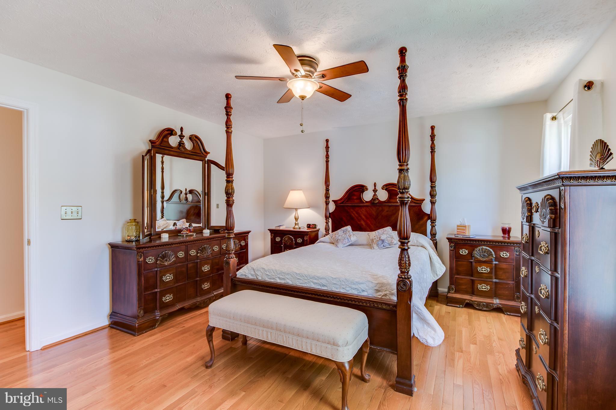 ARBOR GLEN - Residential