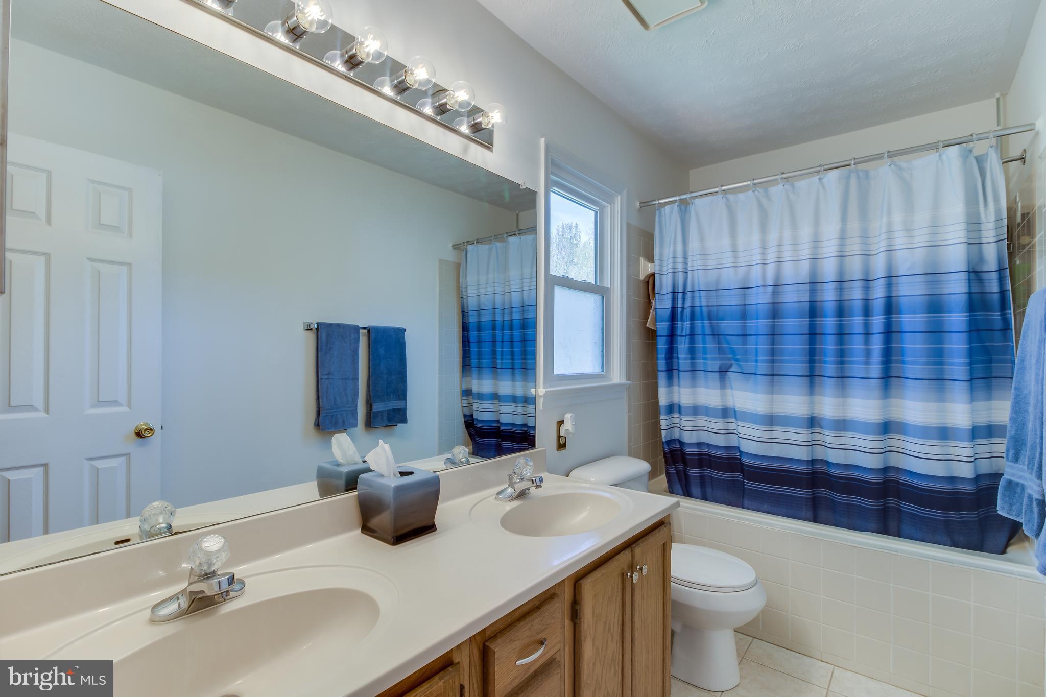 ARBOR GLEN - Residential