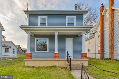 8809 KINGS HIGHWAY KEMPTON PA 19529