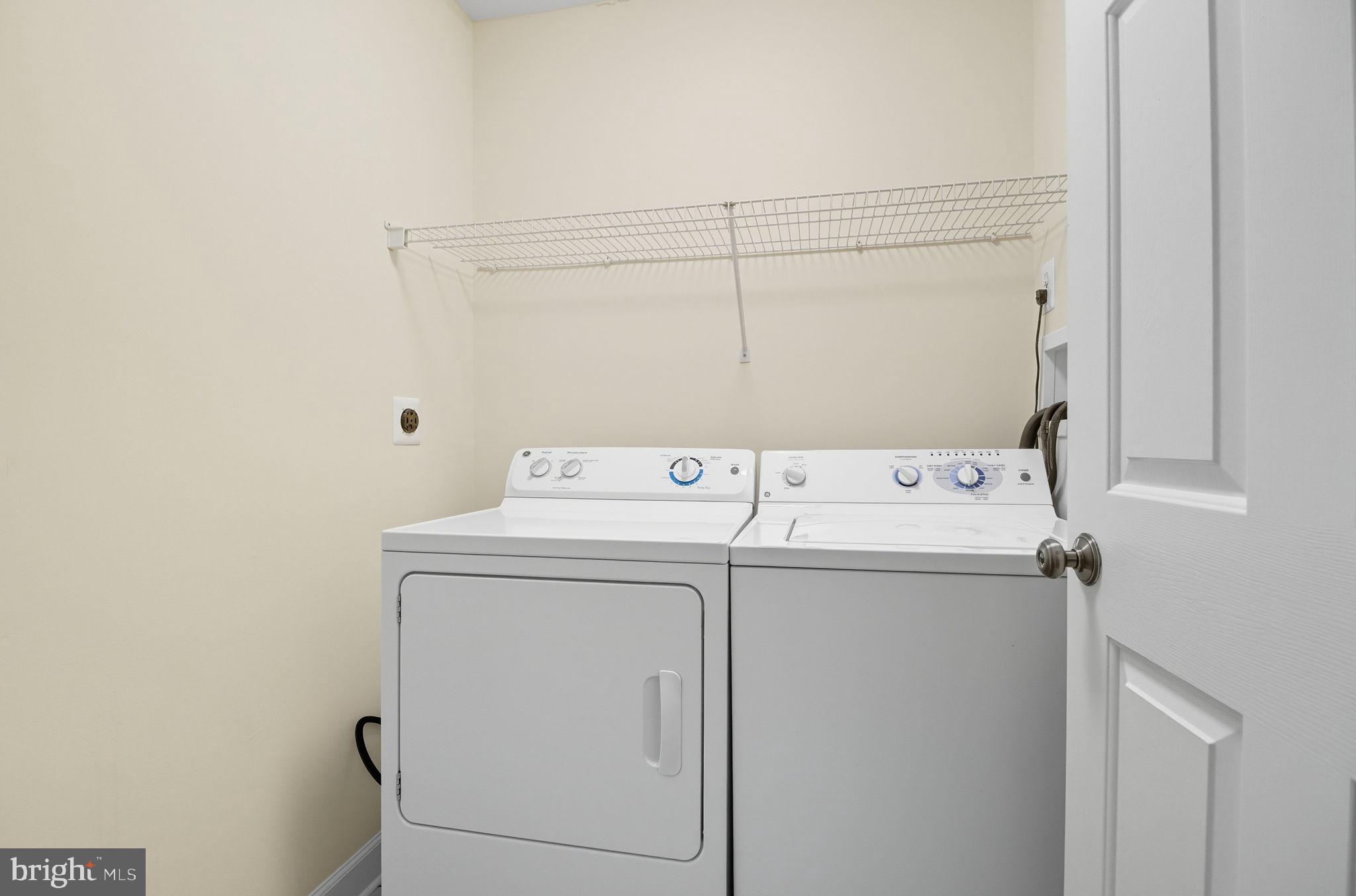 VIRGINIA OAKS - Residential