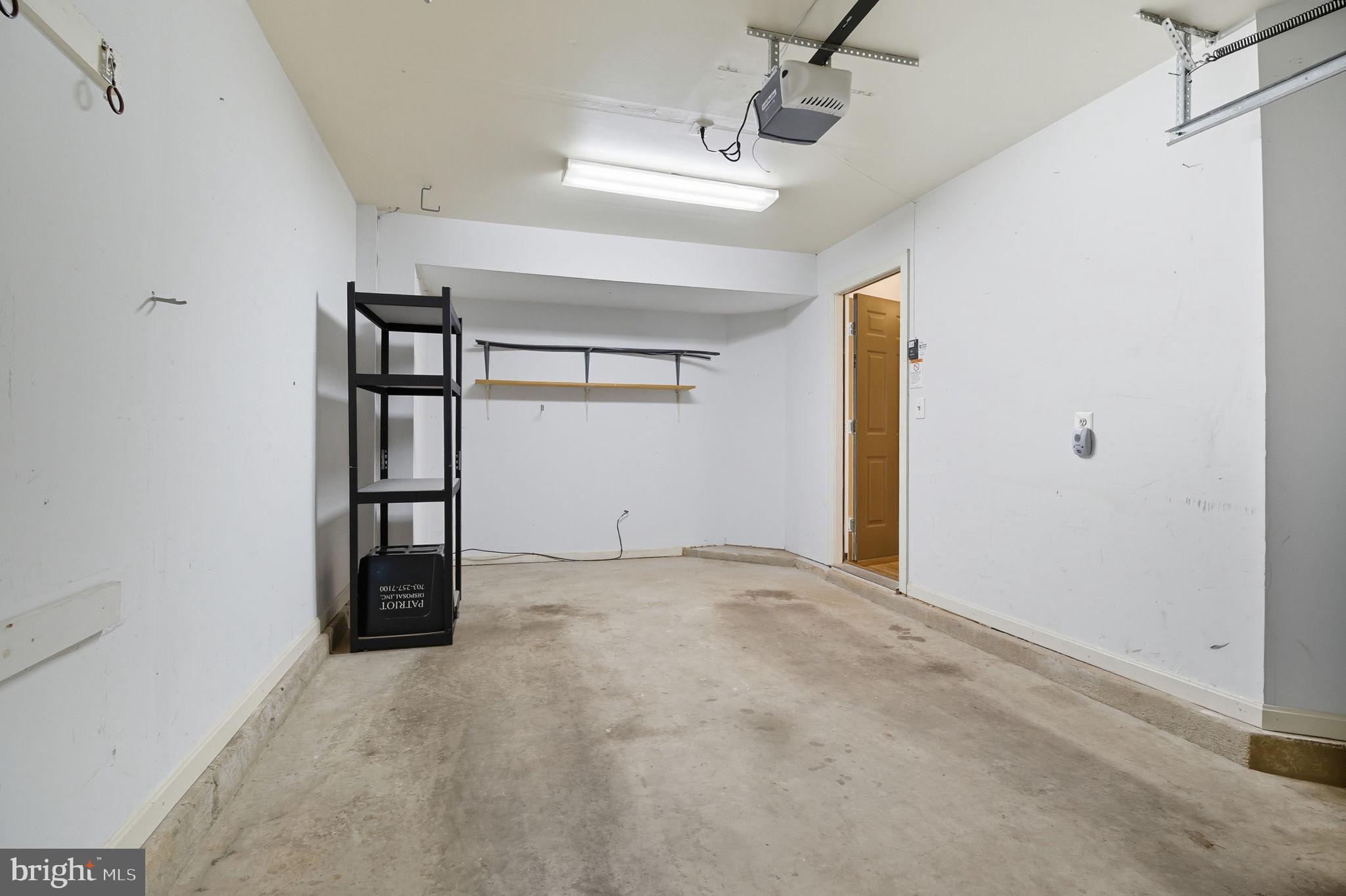 VIRGINIA OAKS - Residential