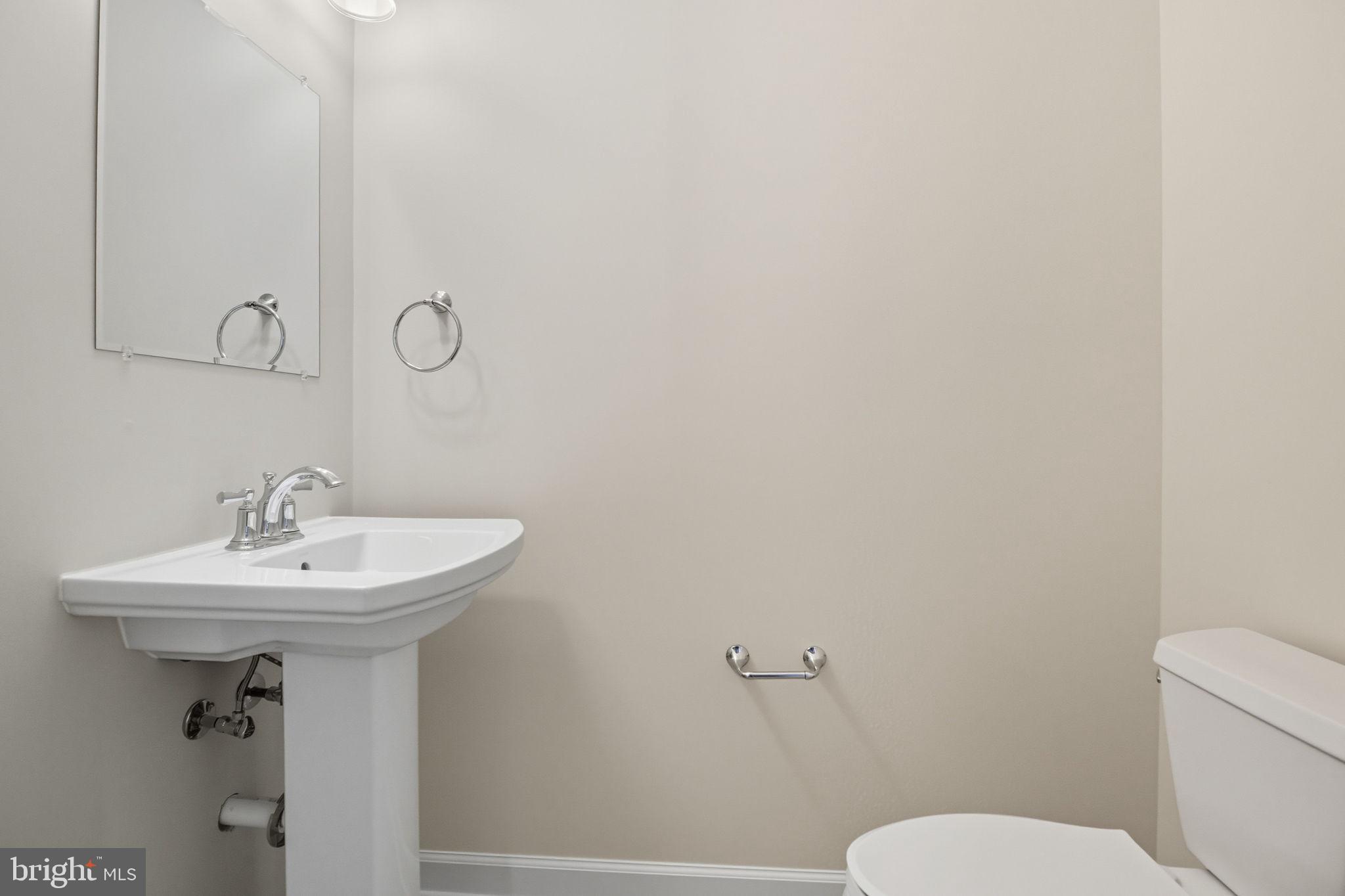 VIRGINIA OAKS - Residential