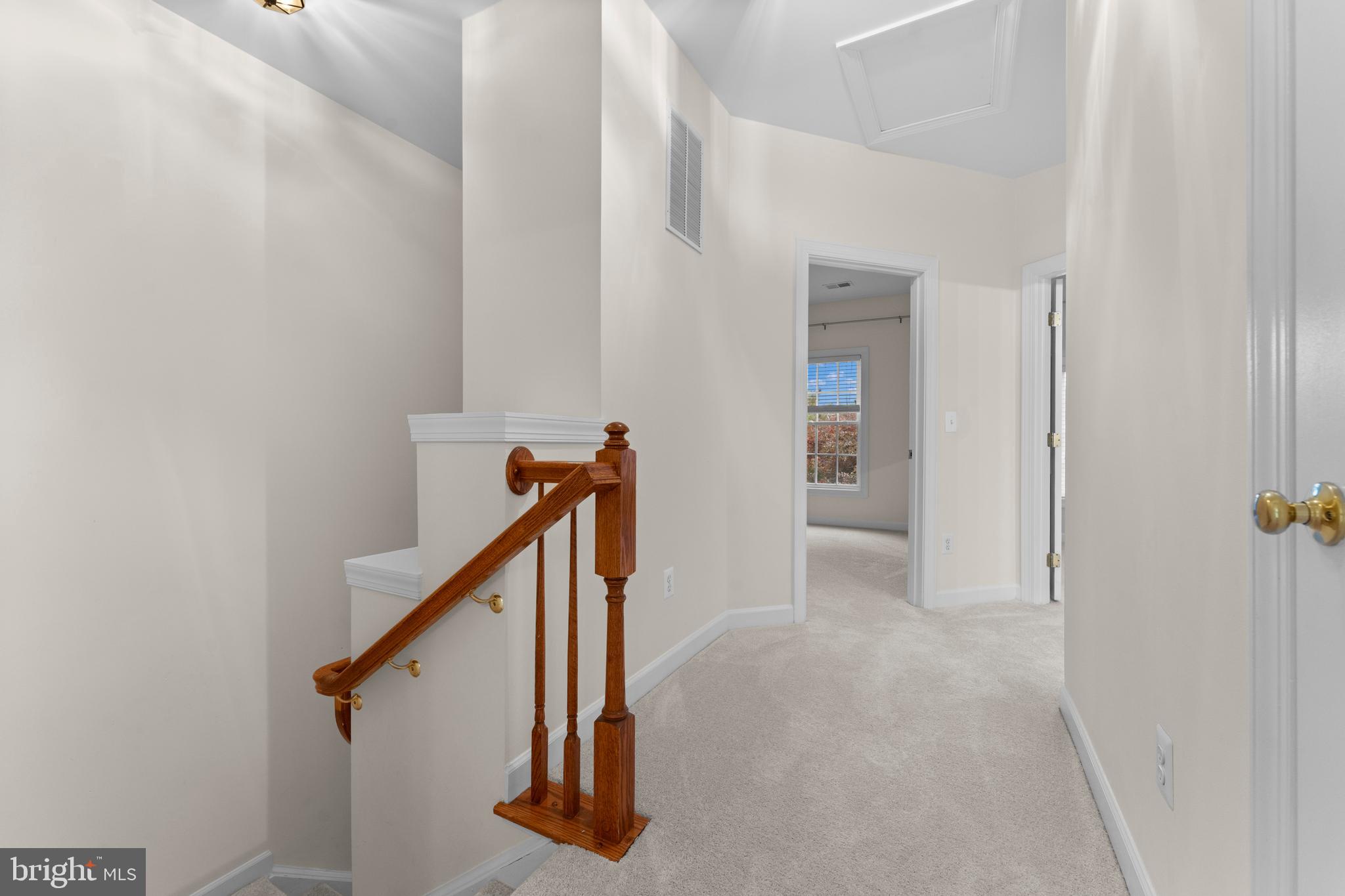 VIRGINIA OAKS - Residential