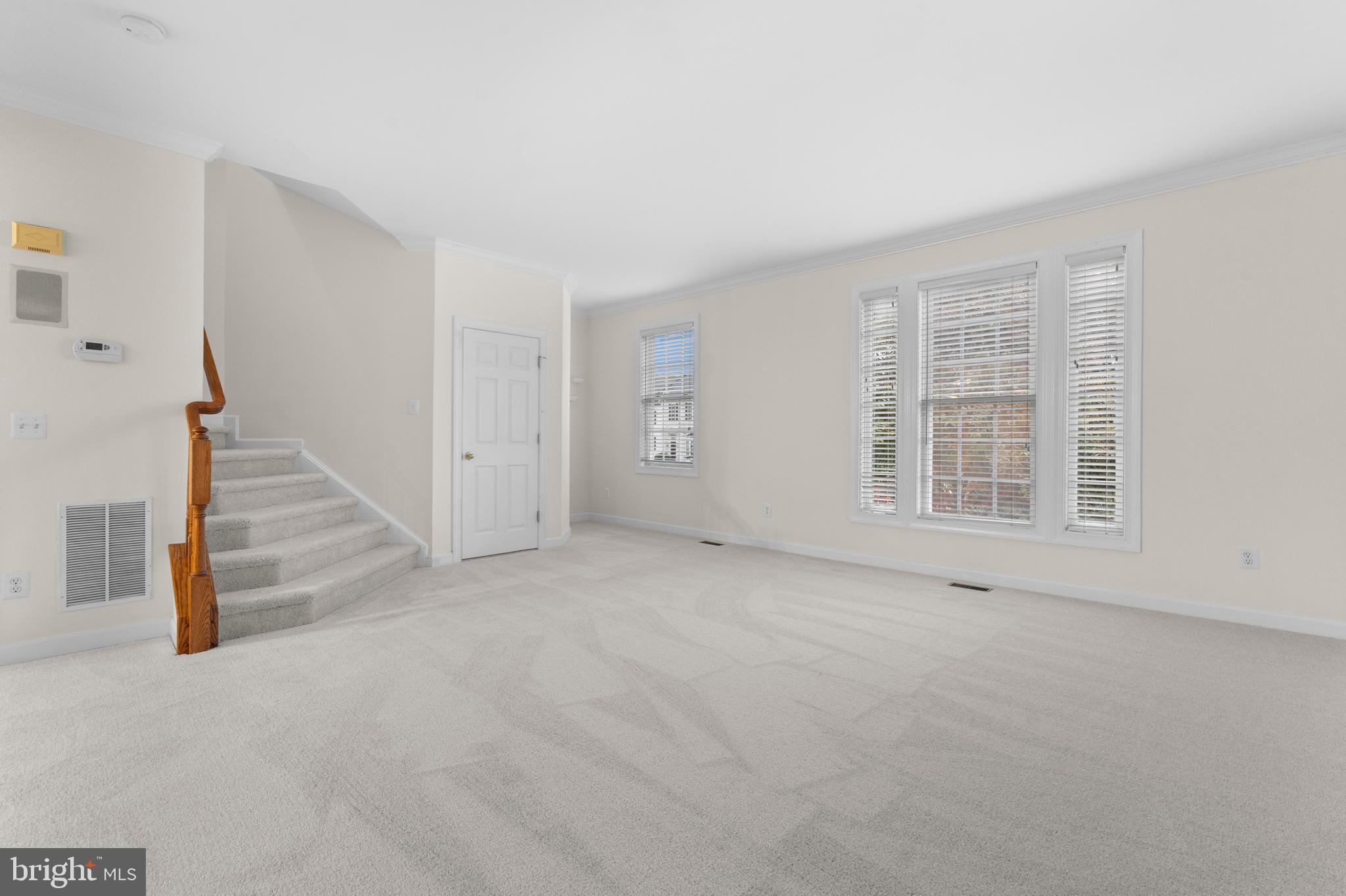 VIRGINIA OAKS - Residential