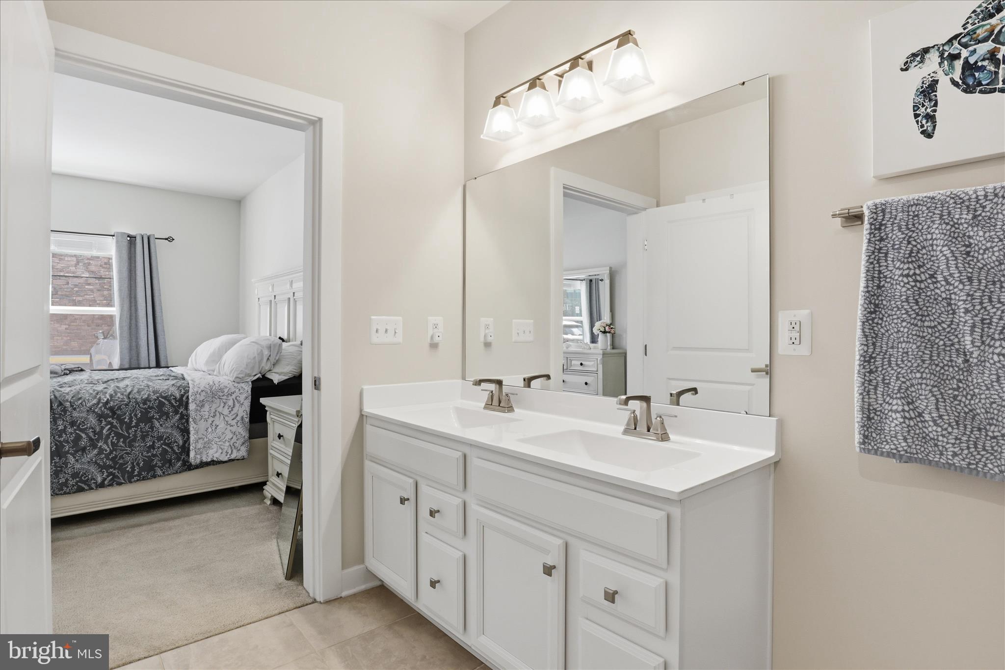 LOUDOUN VIEW CONDO FLATS - Residential