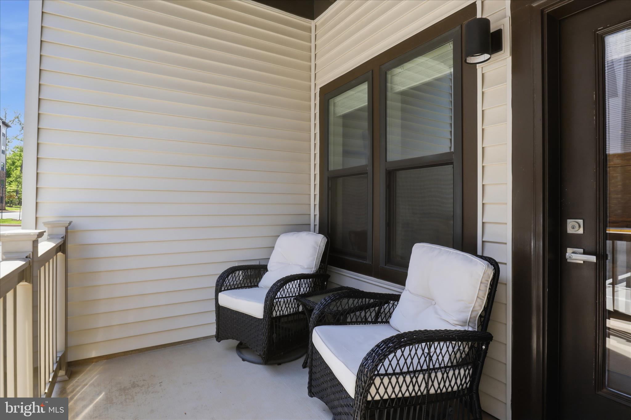 LOUDOUN VIEW CONDO FLATS - Residential