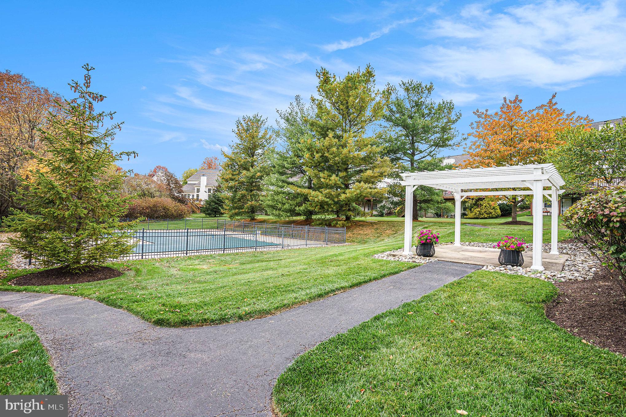 THE COLONY AT SKIP - Residential