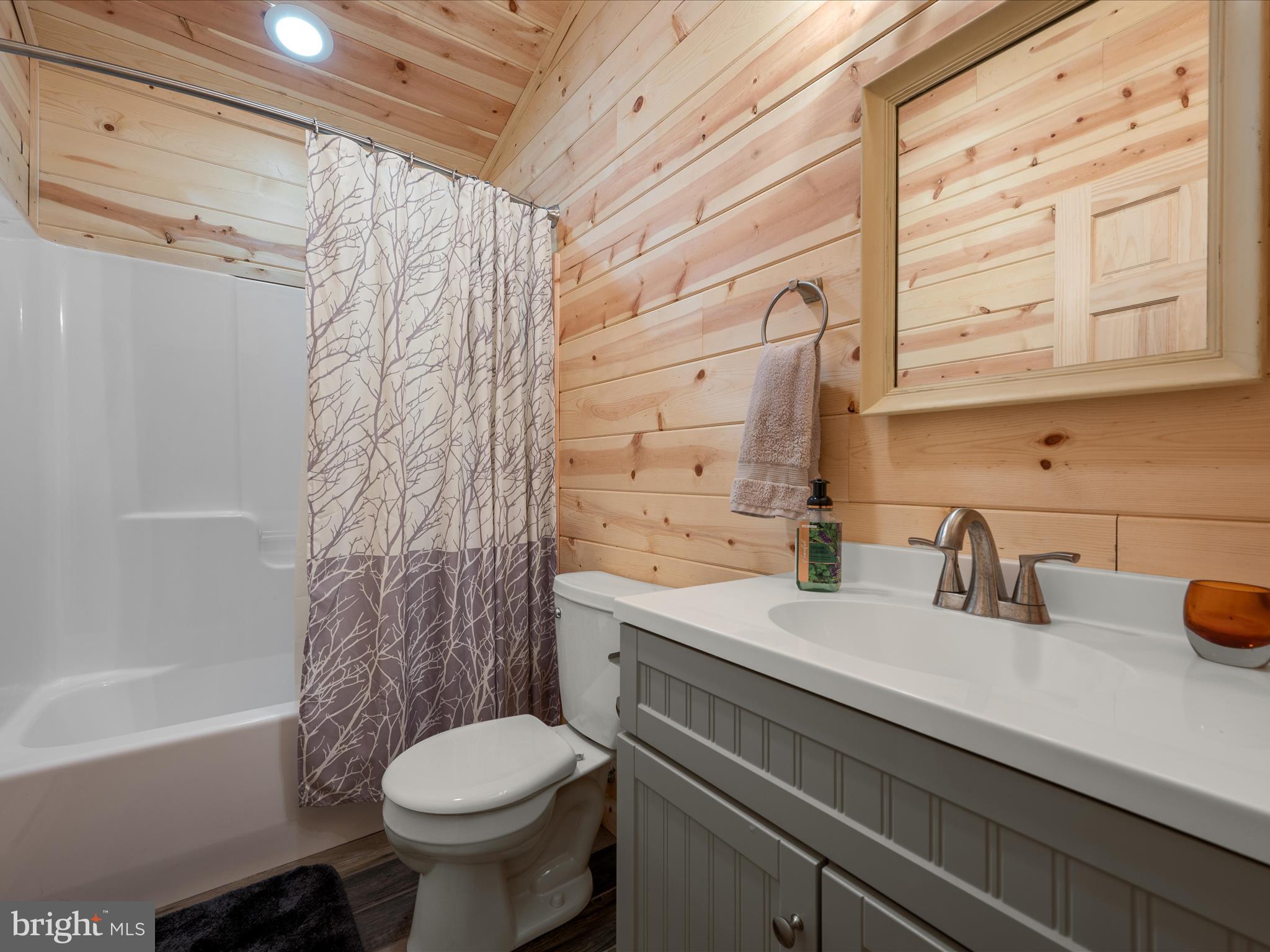 ICE MOUNTAIN - Residential