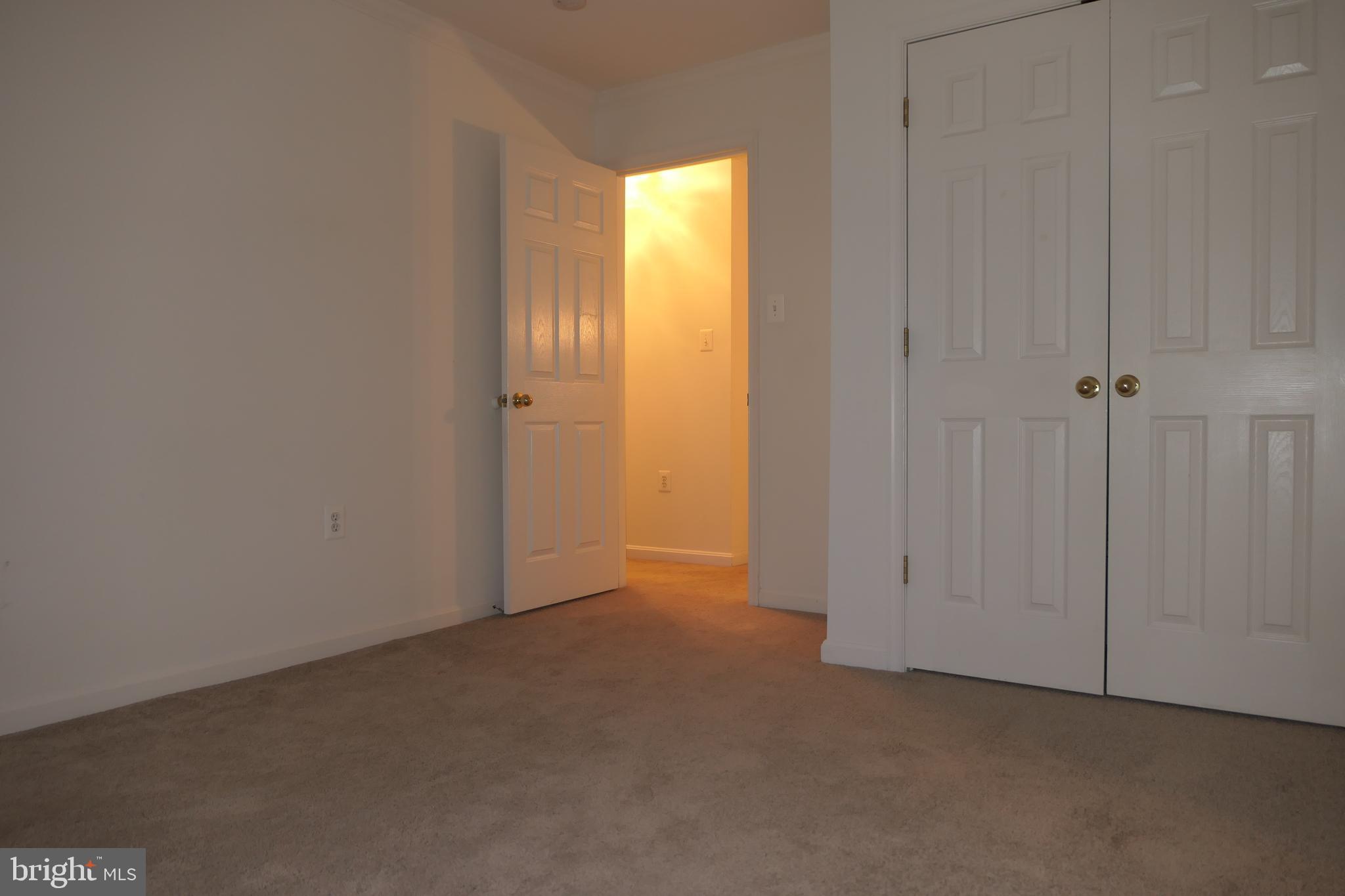 GOLDSBOROUGH MANOR - Residential Lease