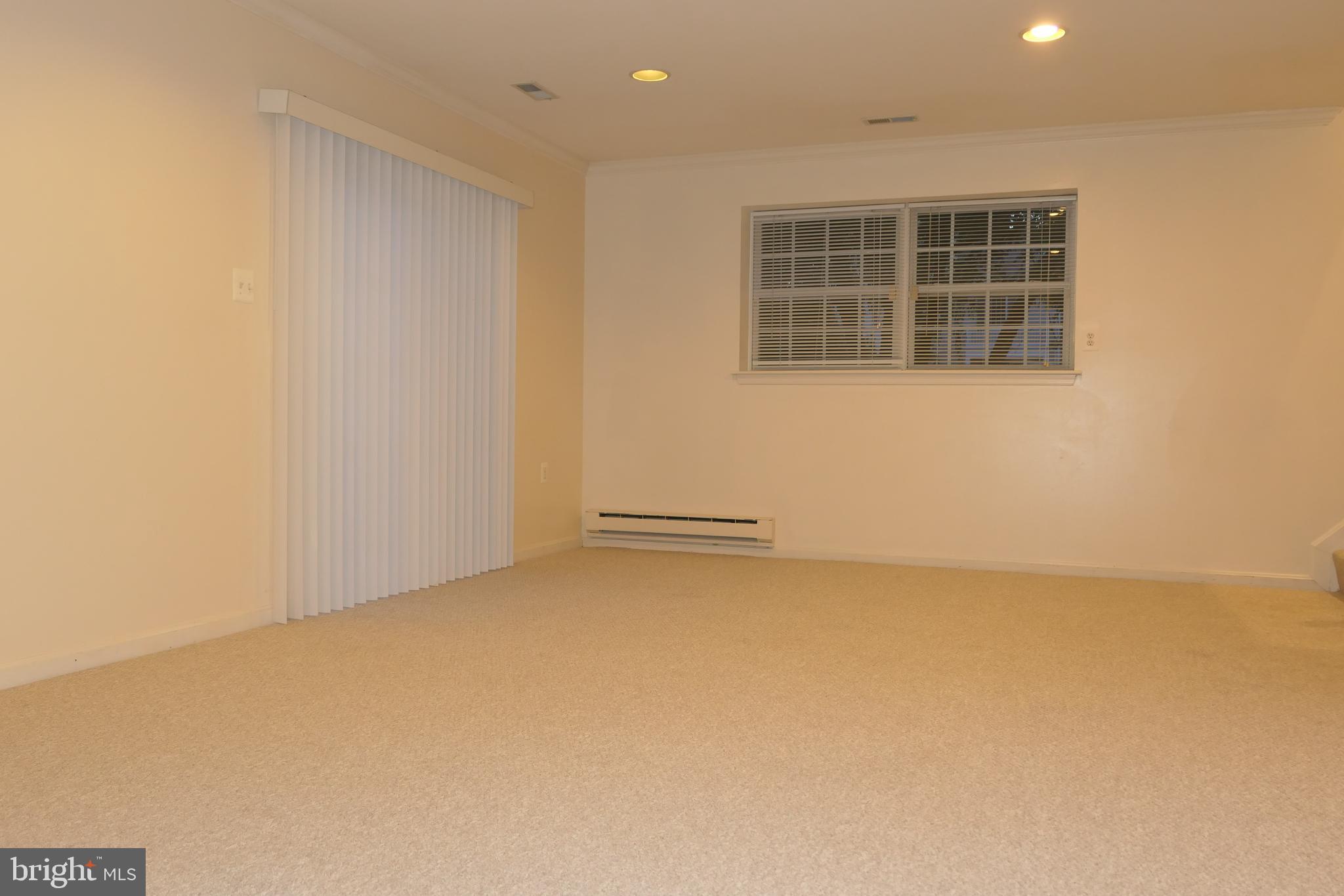 GOLDSBOROUGH MANOR - Residential Lease