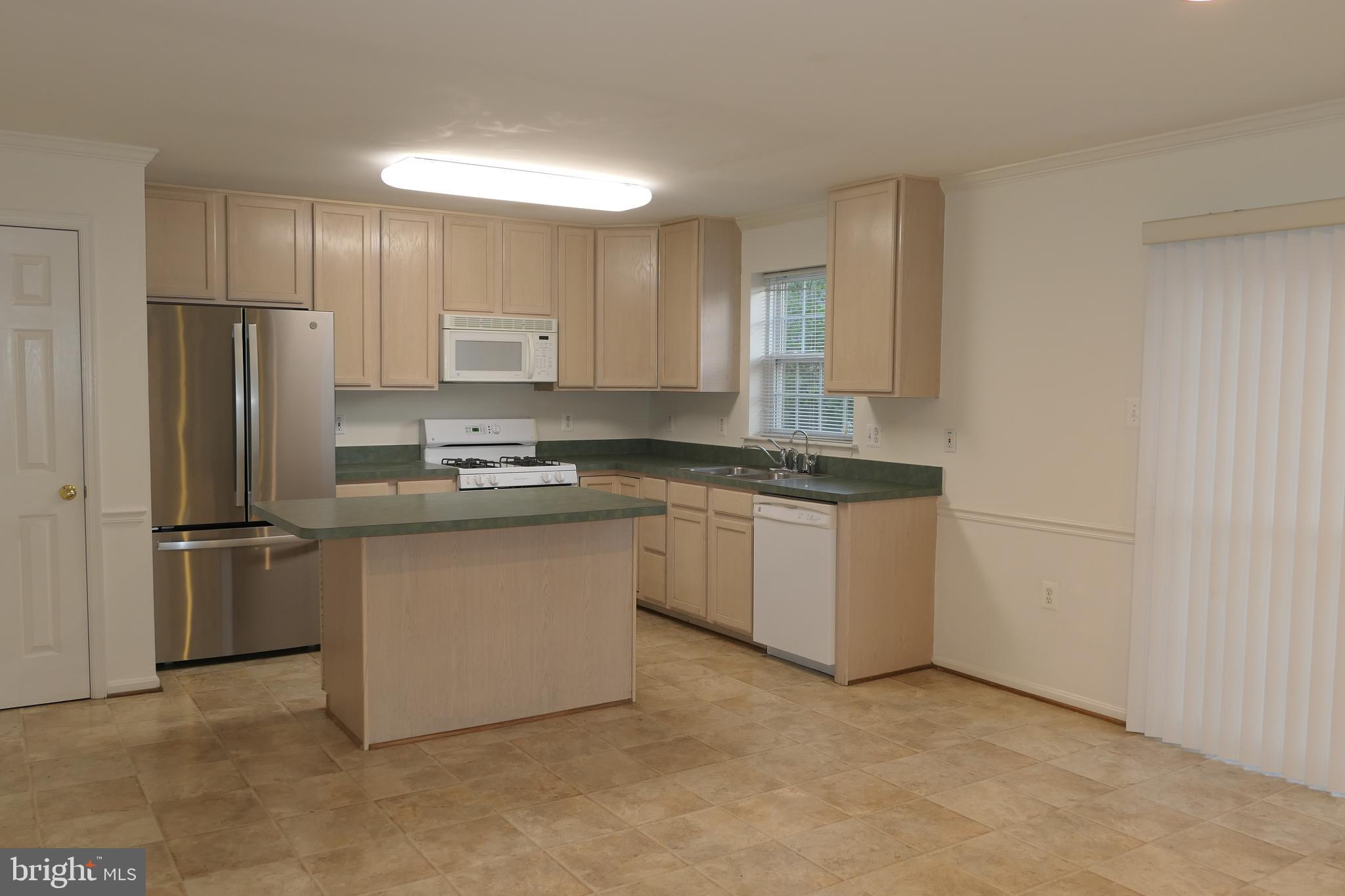 GOLDSBOROUGH MANOR - Residential Lease