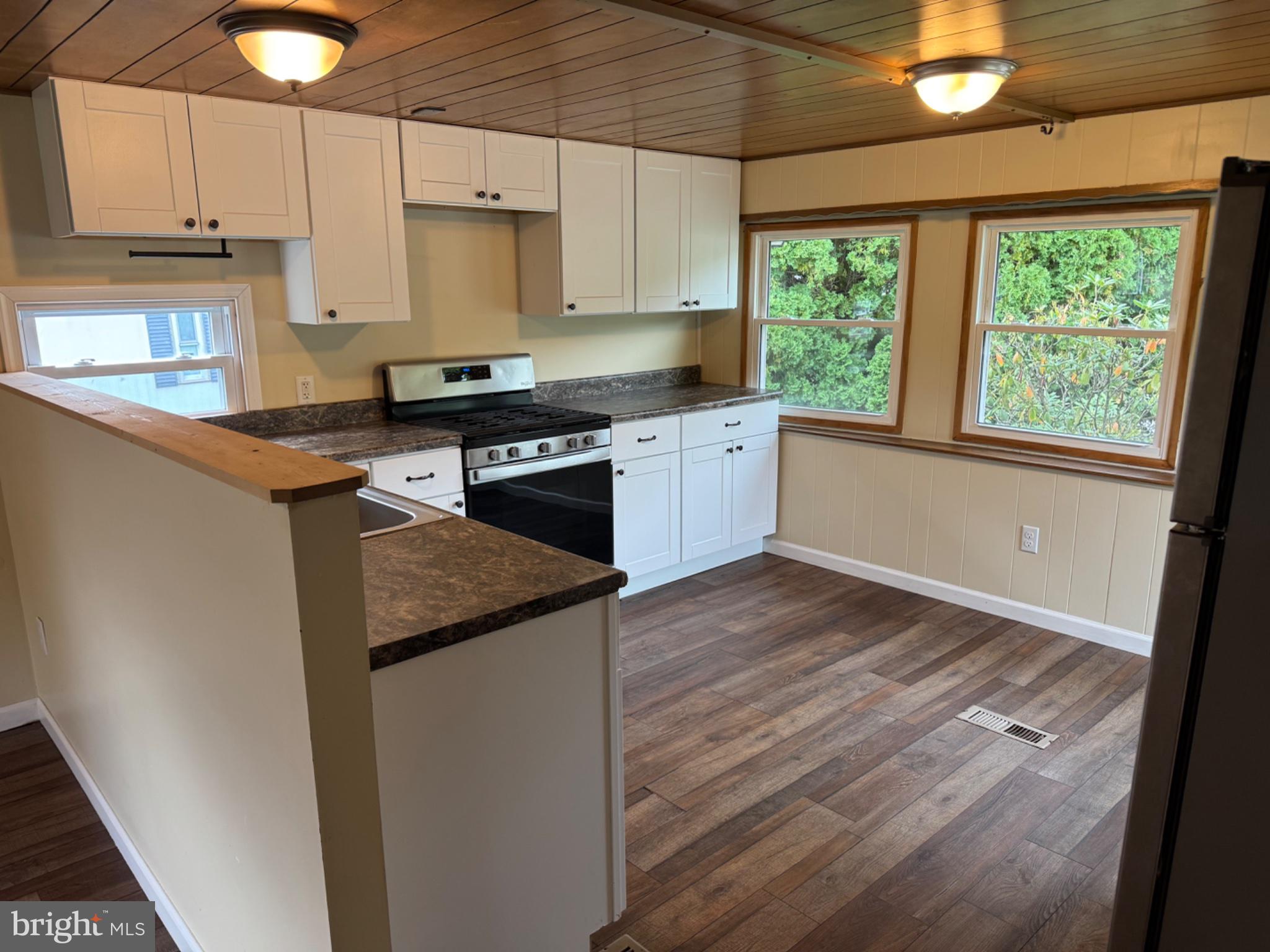 114 ARCHERY COURT